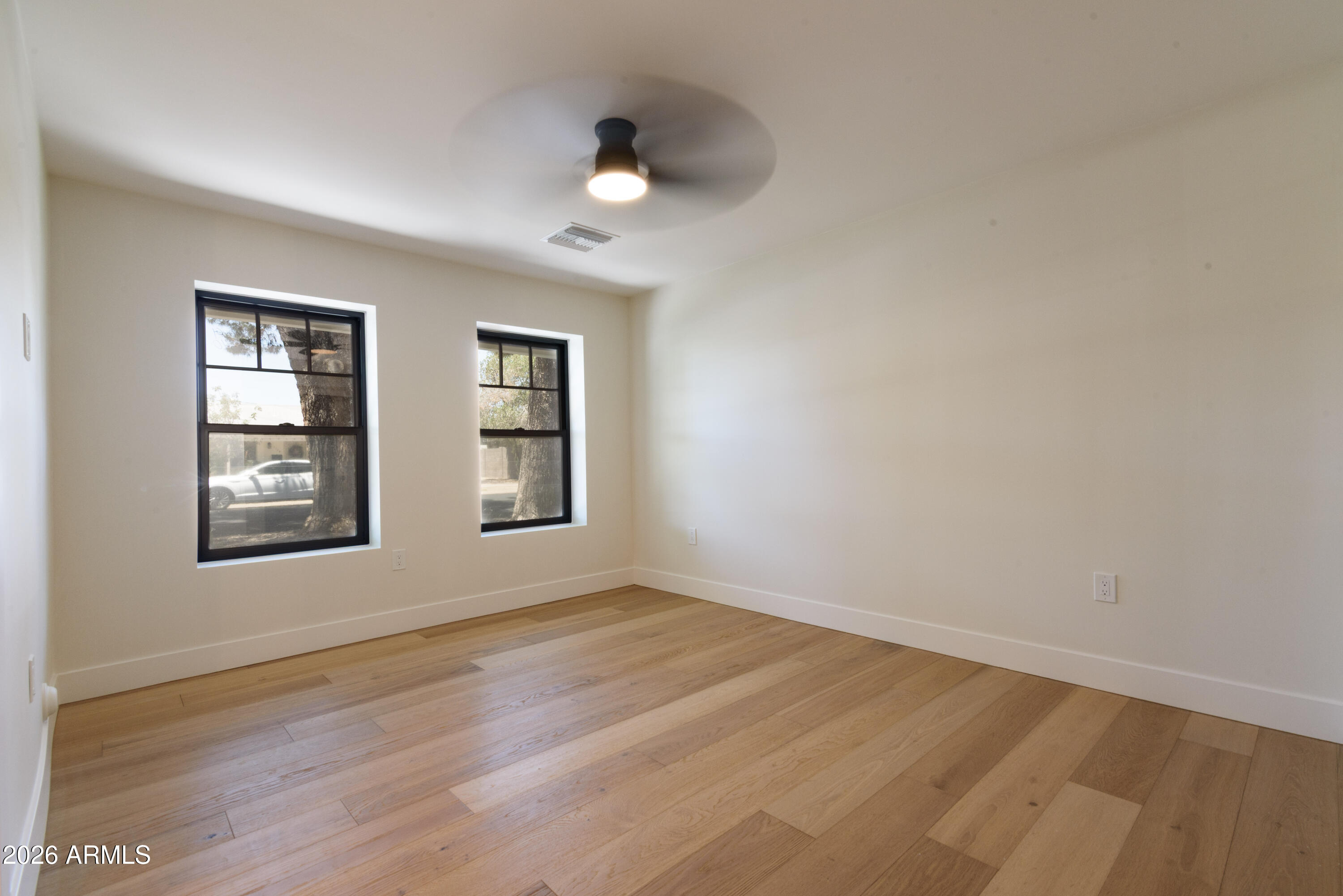 CHRIS GILGIANS CAMELBACK VILLAGE UNIT 2 - Residential