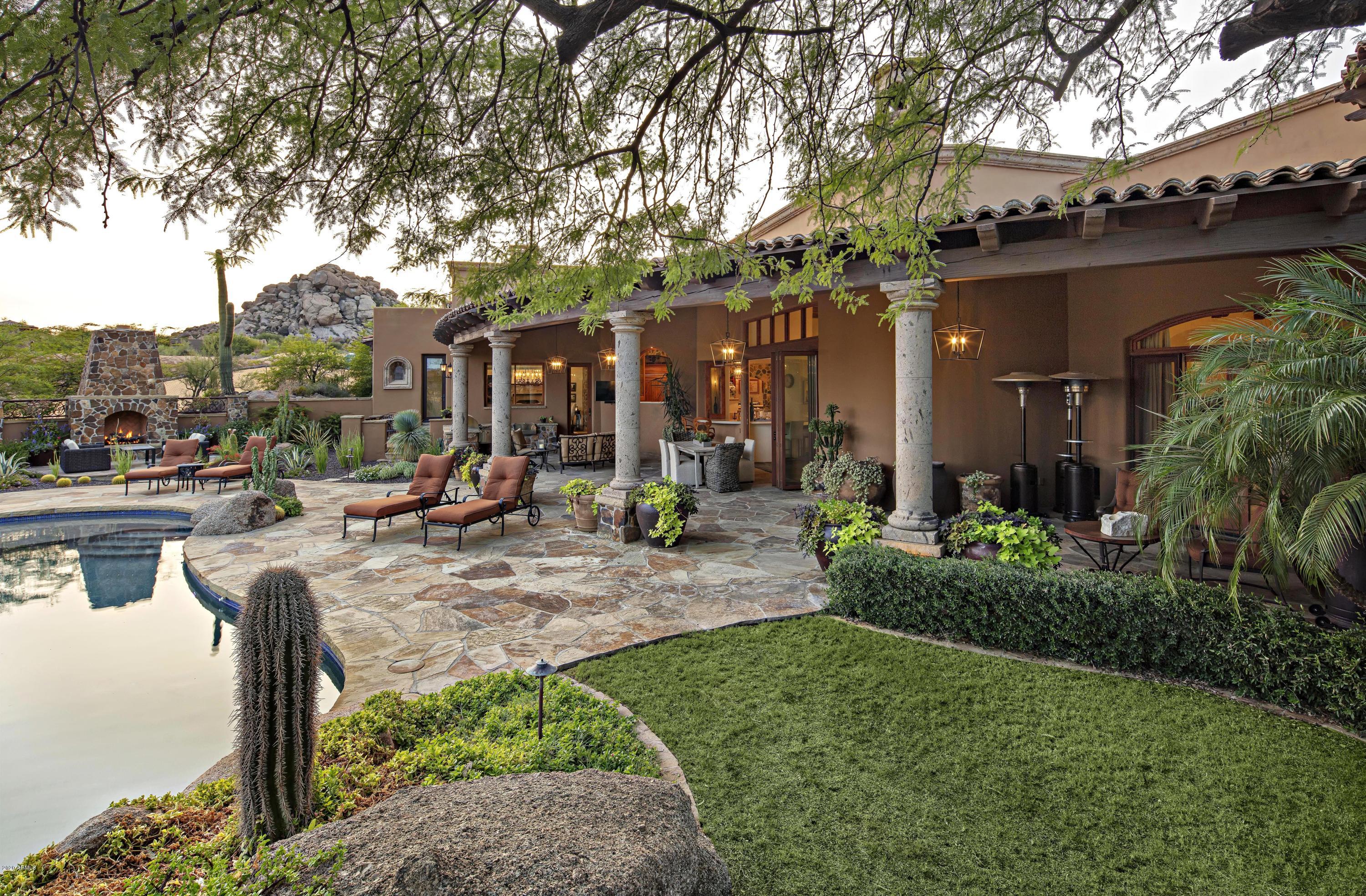 PINNACLE CANYON - Residential