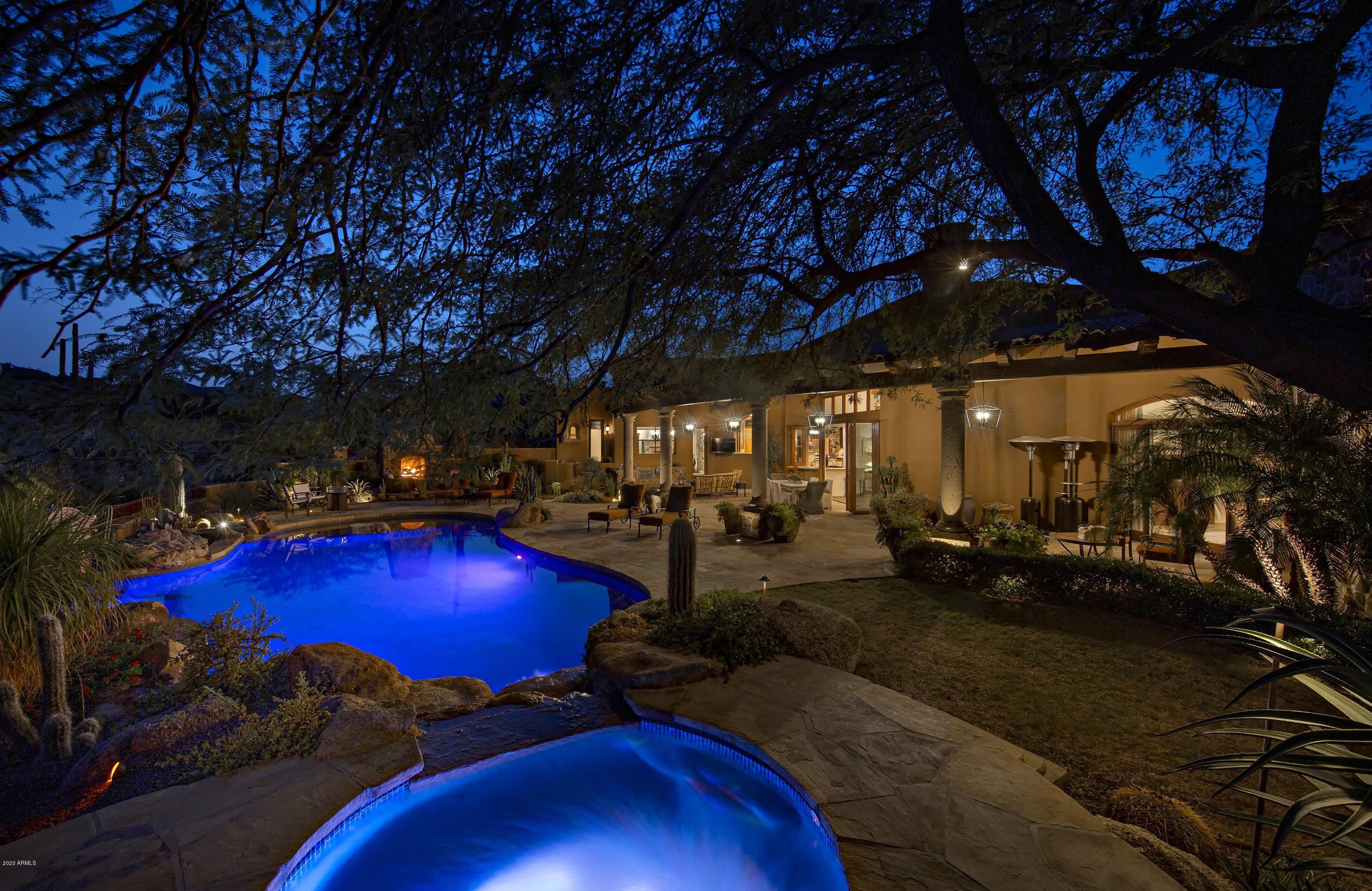 PINNACLE CANYON - Residential