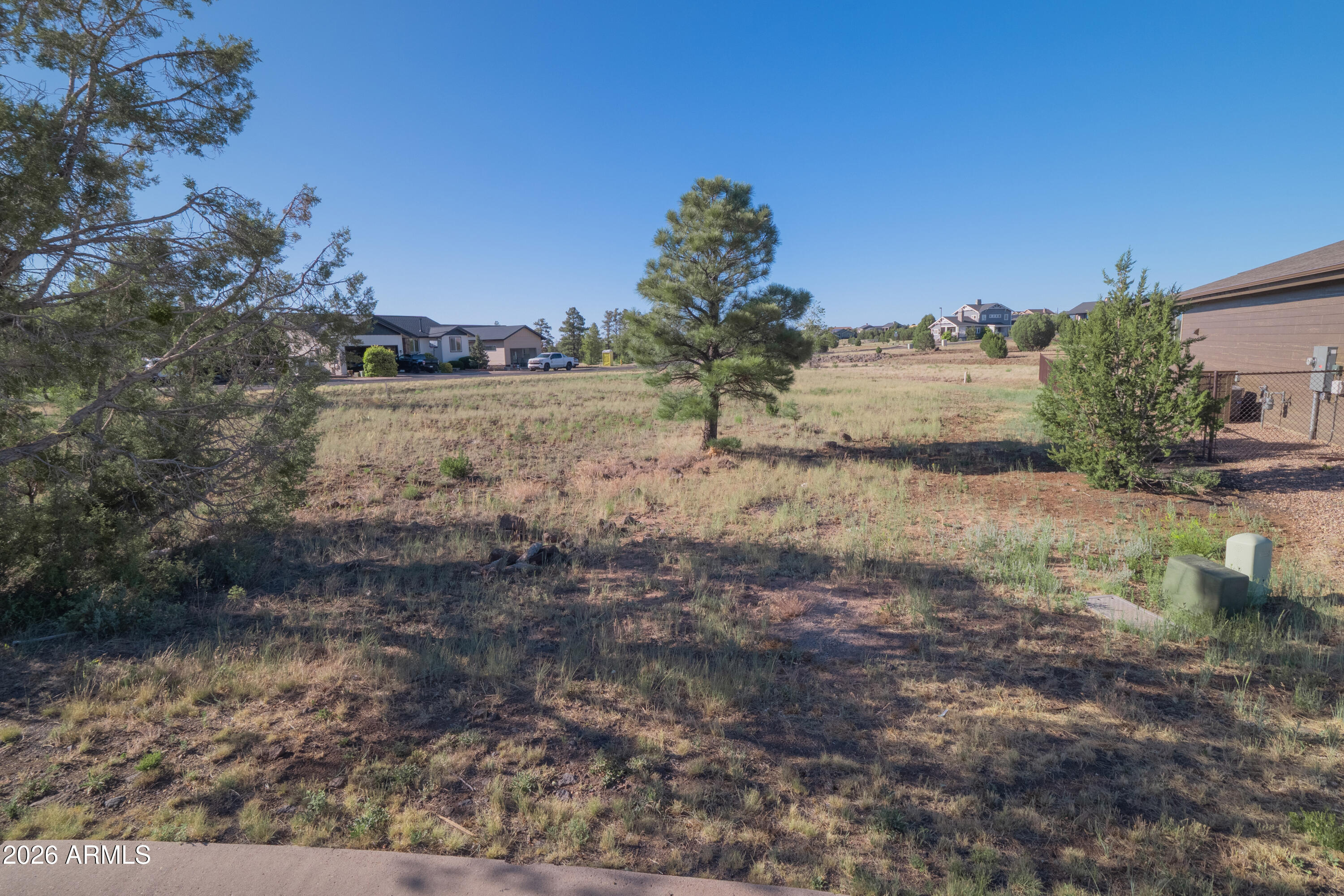 SHOW LOW BLUFF PHASE 1B - Land