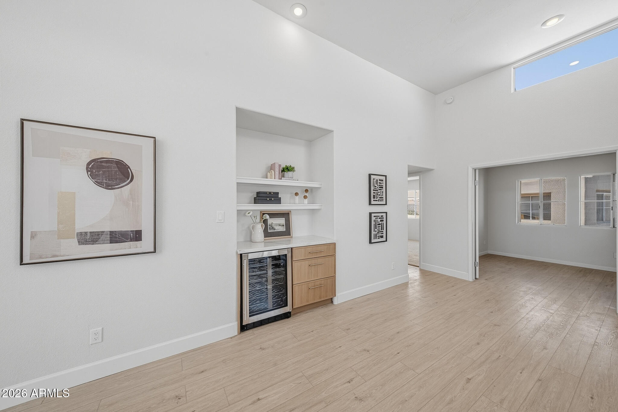 MISSION DEL ARROYOS CONDOMINIUM - Residential