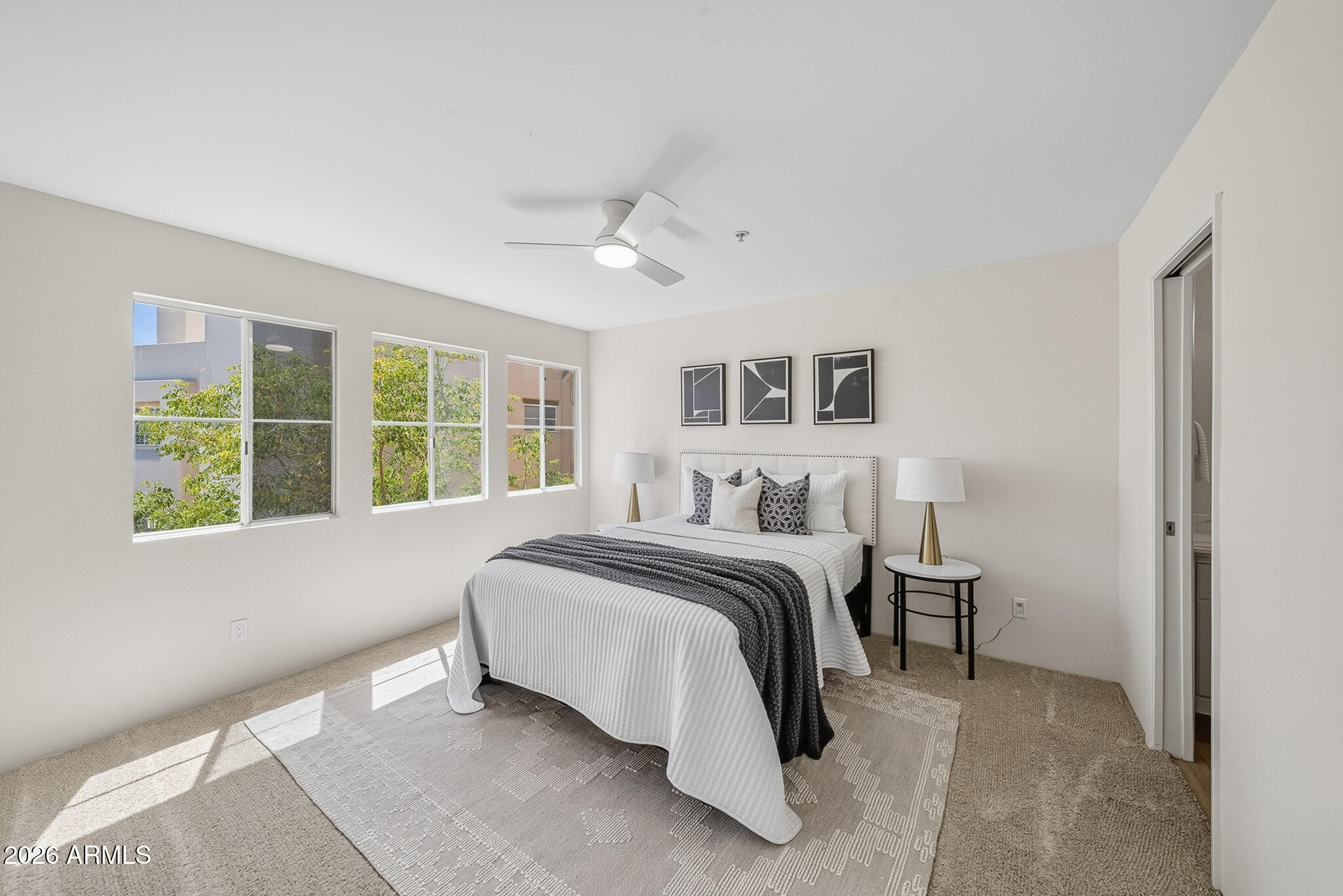 MISSION DEL ARROYOS CONDOMINIUM - Residential