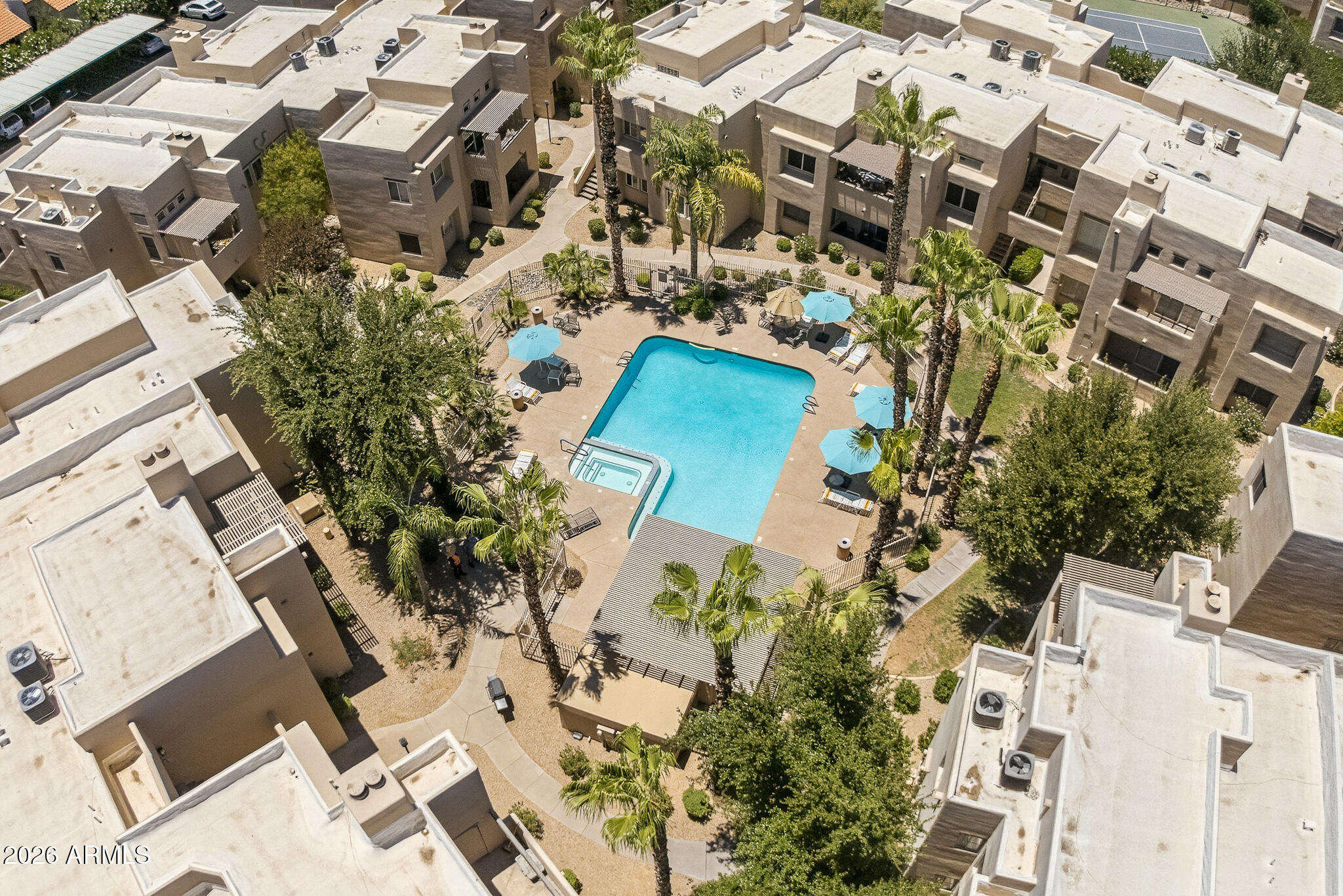 MISSION DEL ARROYOS CONDOMINIUM - Residential