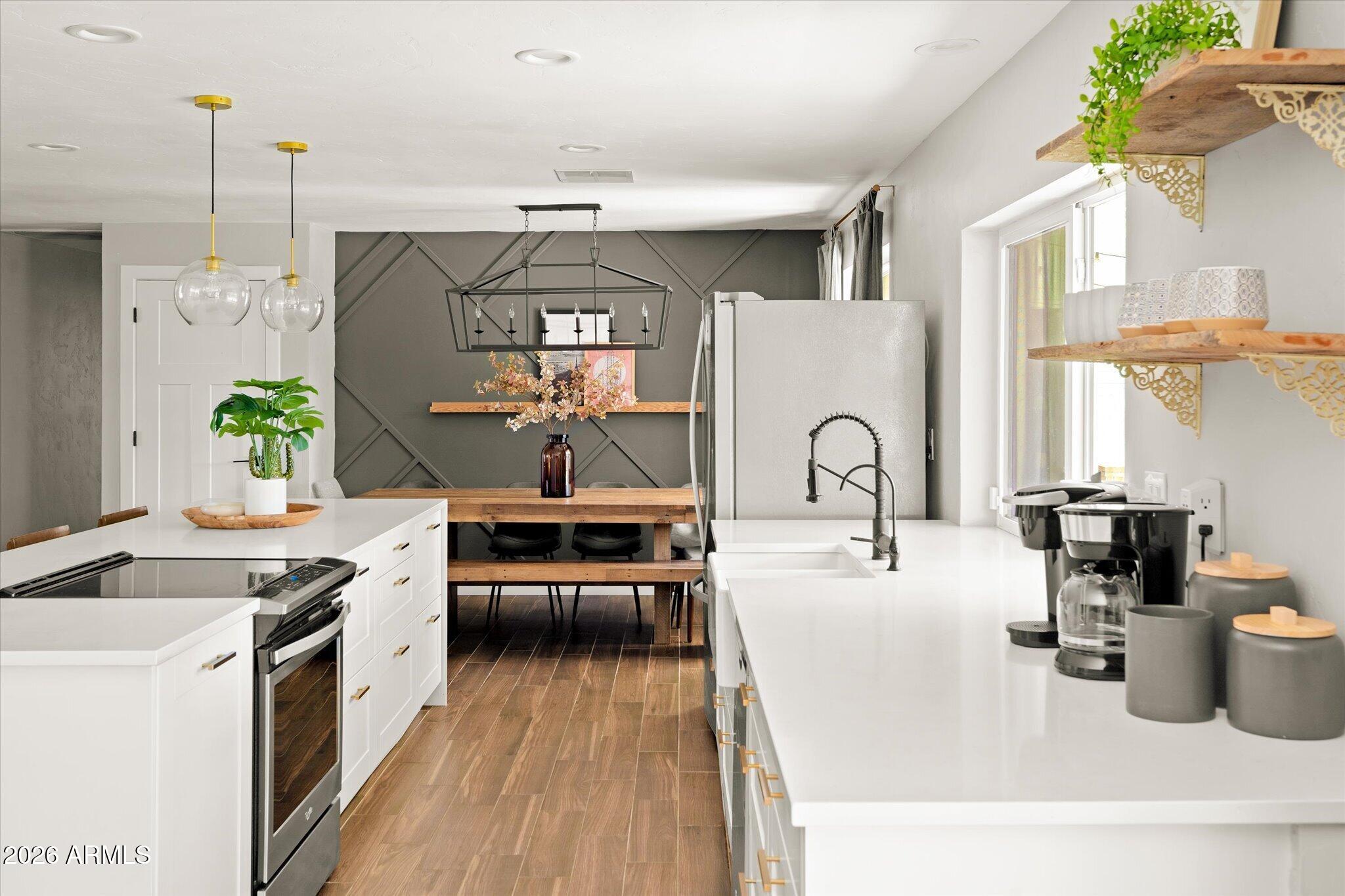 DOBSON WOODS - Residential