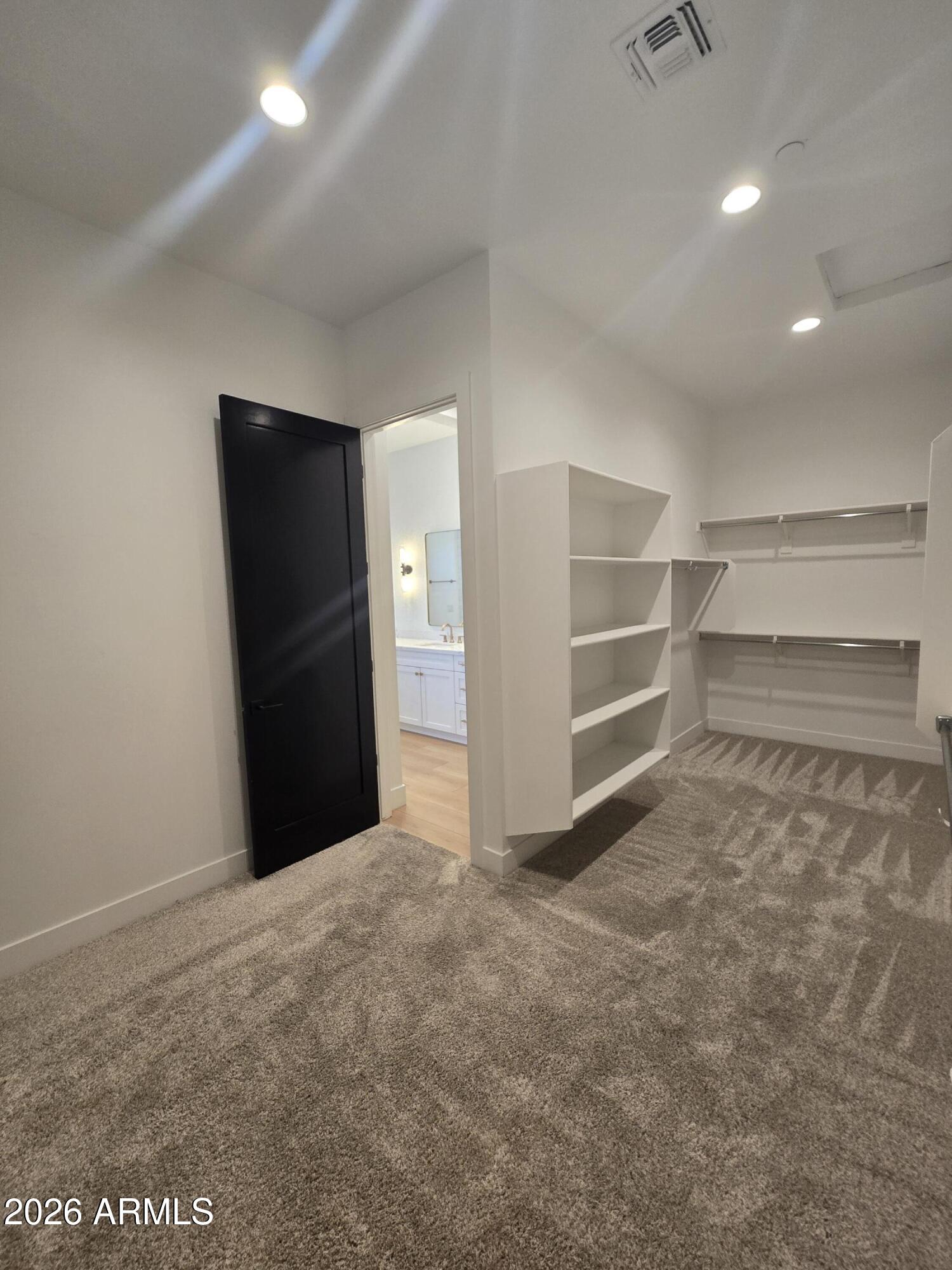 RUSSELL RANCH PHASE 3 REPLAT - Residential
