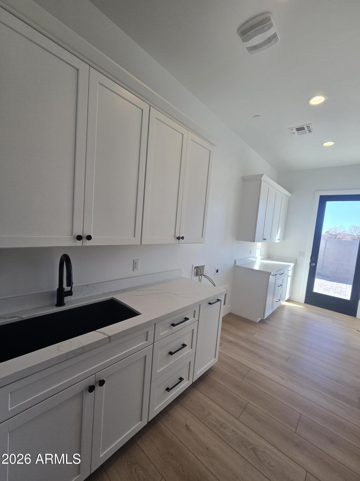 RUSSELL RANCH PHASE 3 REPLAT - Residential