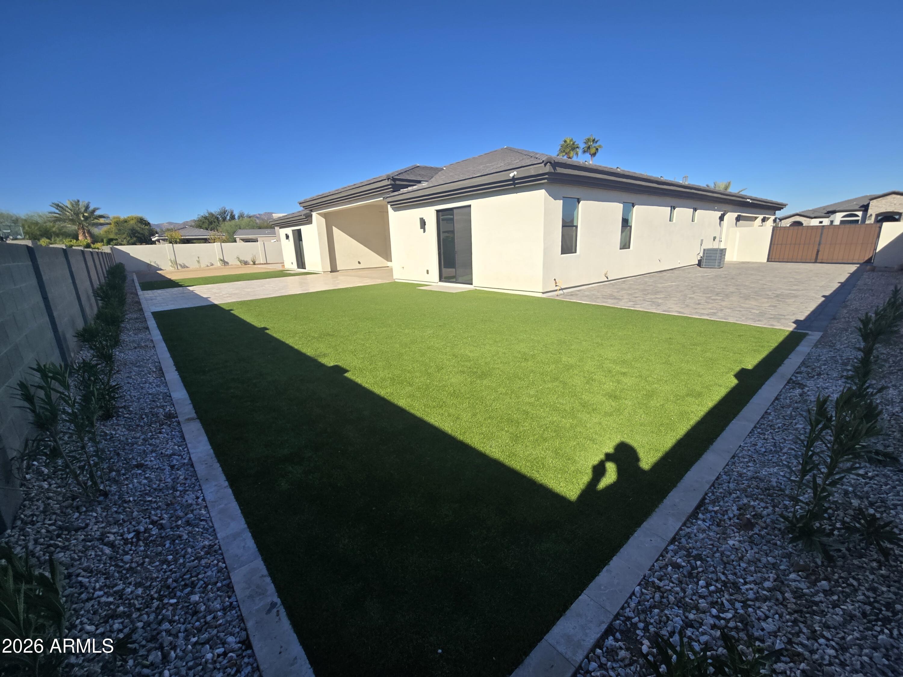 RUSSELL RANCH PHASE 3 REPLAT - Residential