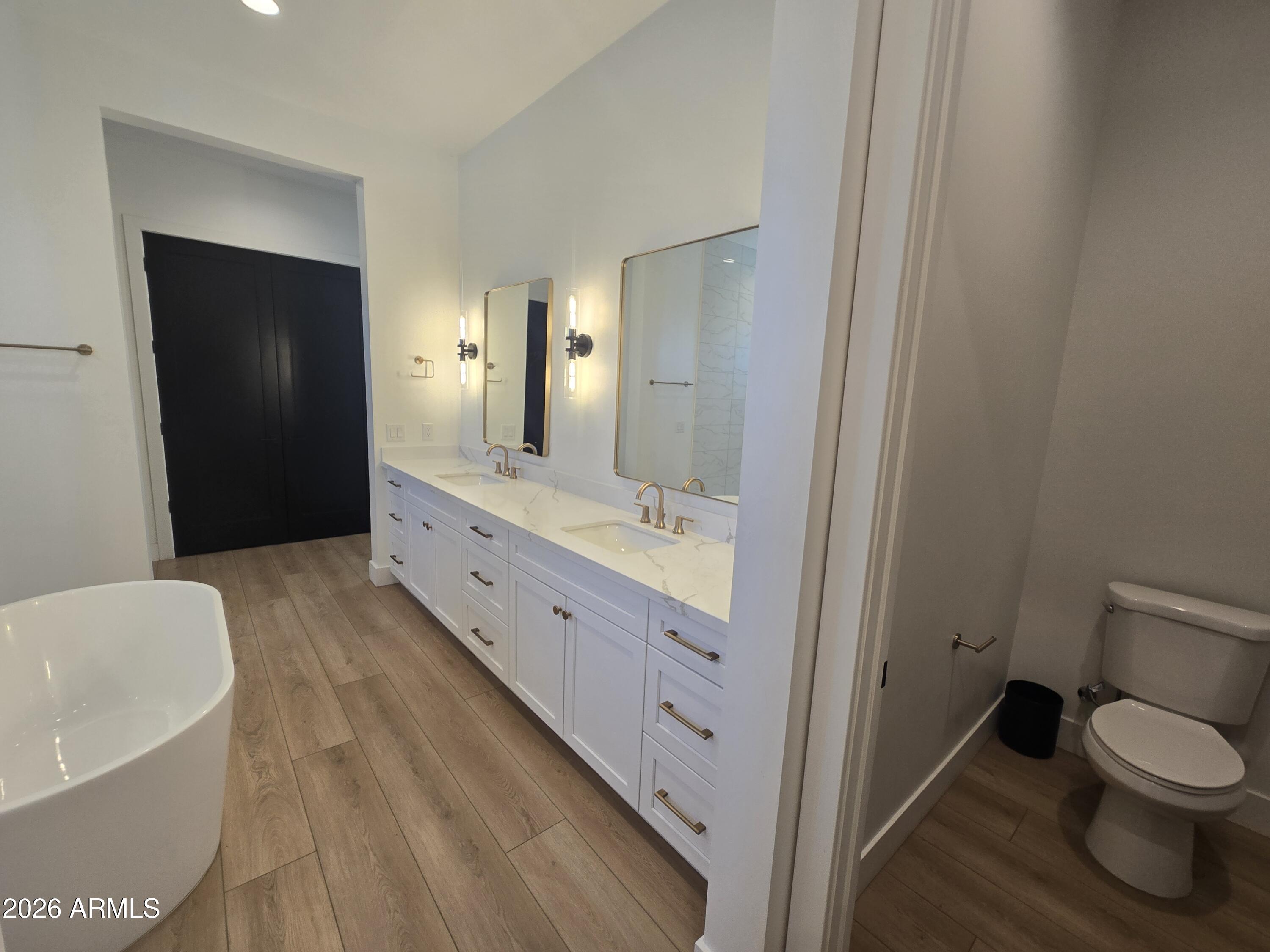 RUSSELL RANCH PHASE 3 REPLAT - Residential