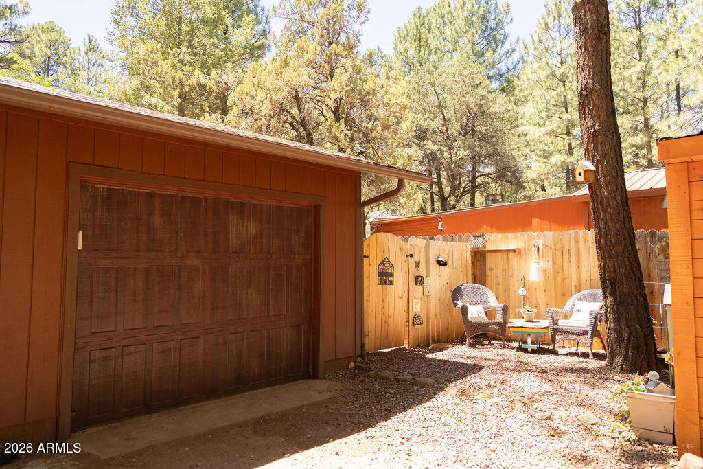 COOL PINES - Residential