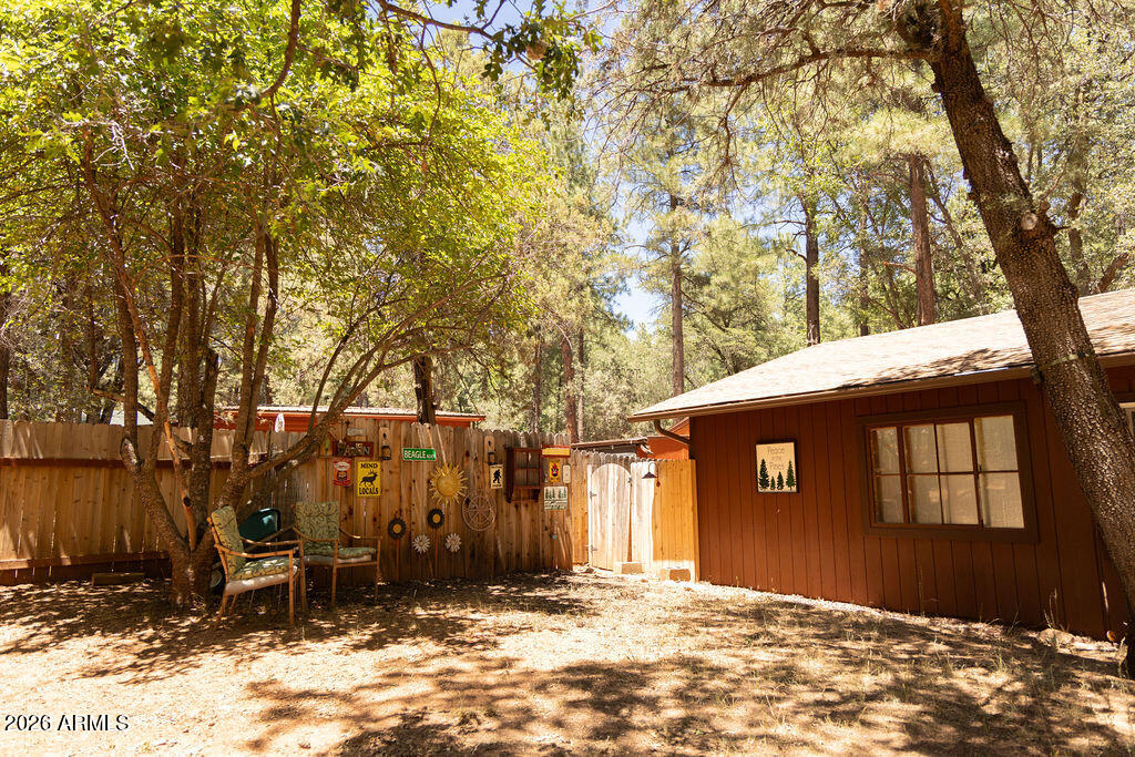 COOL PINES - Residential