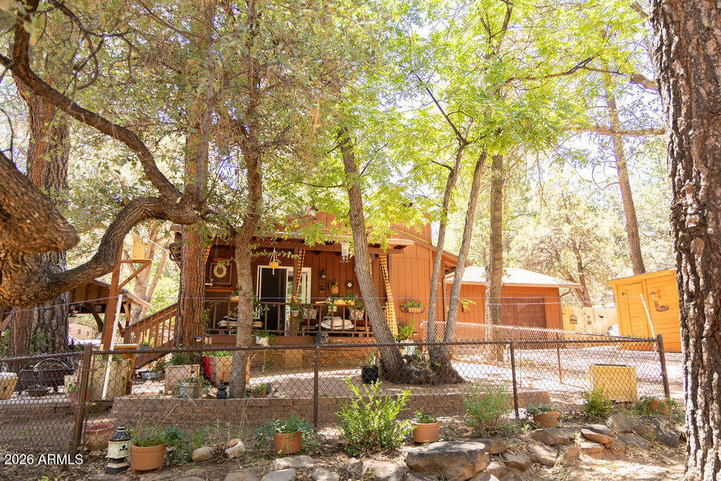 COOL PINES - Residential