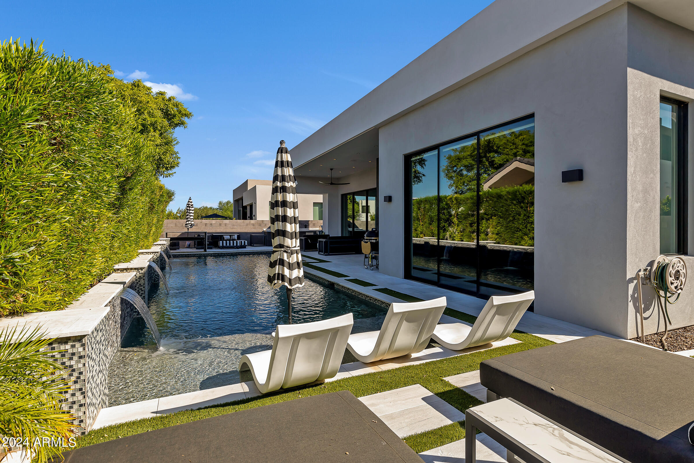 RITZ-CARLTON PARCEL B - Residential