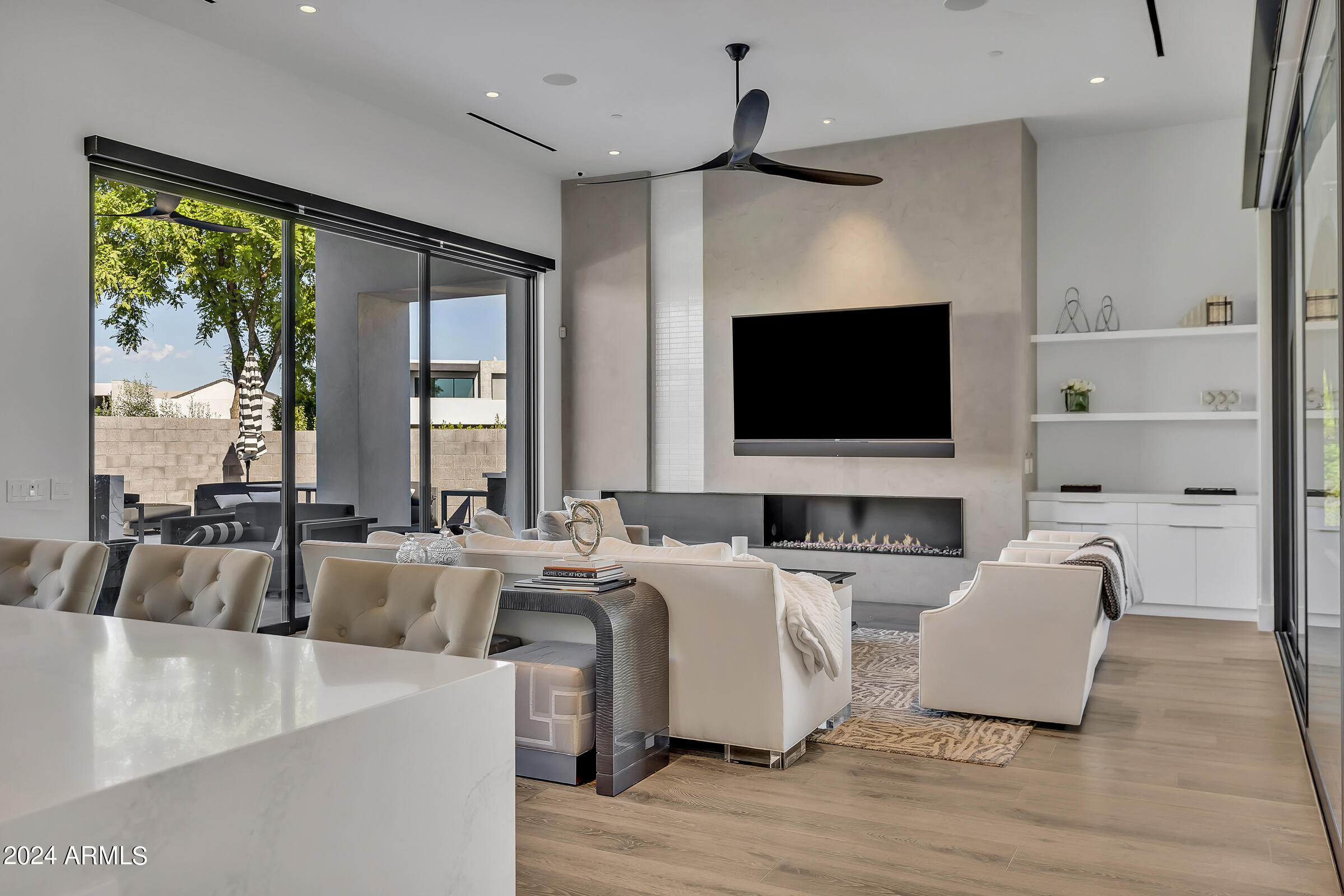 RITZ-CARLTON PARCEL B - Residential