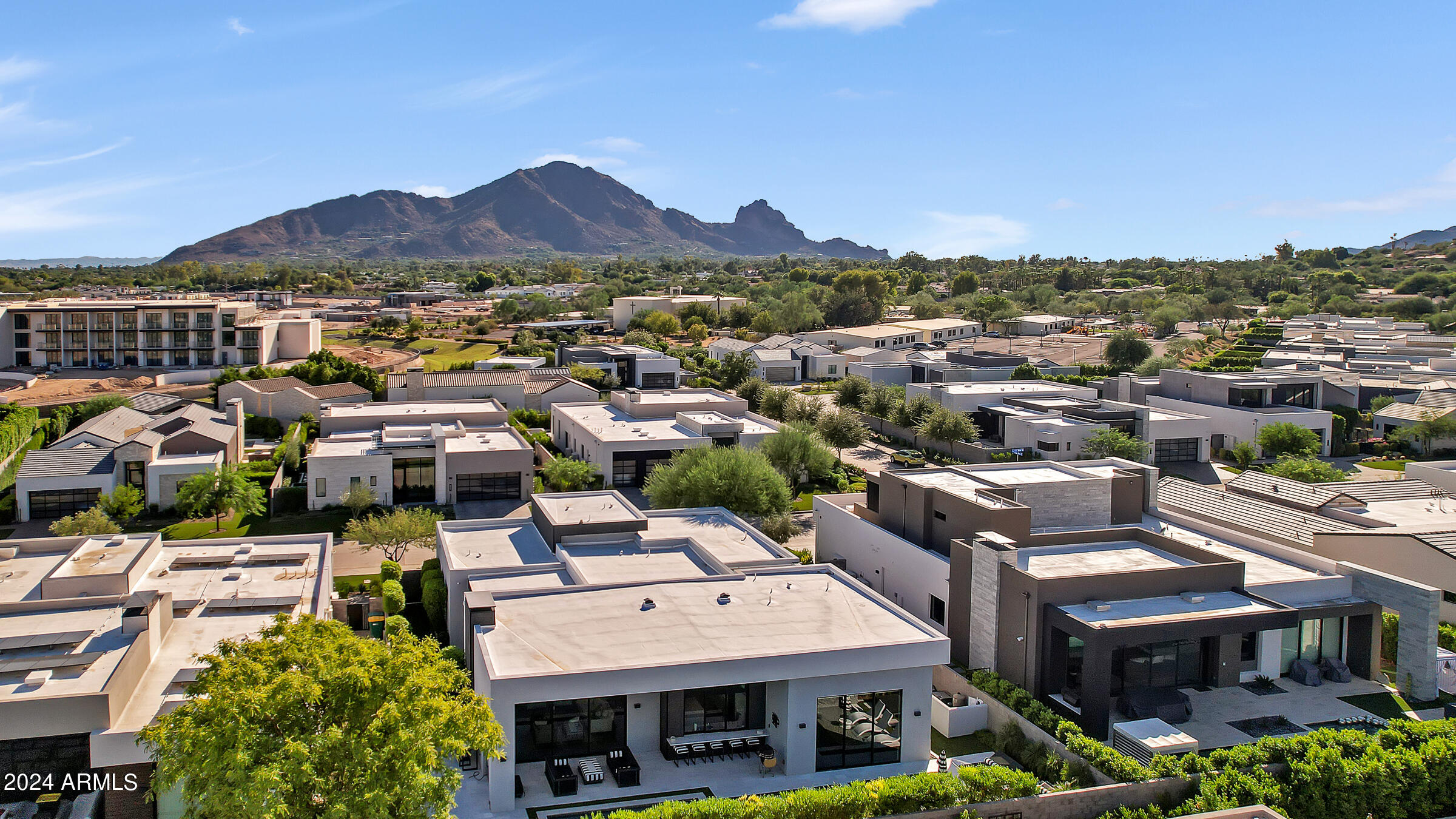 RITZ-CARLTON PARCEL B - Residential