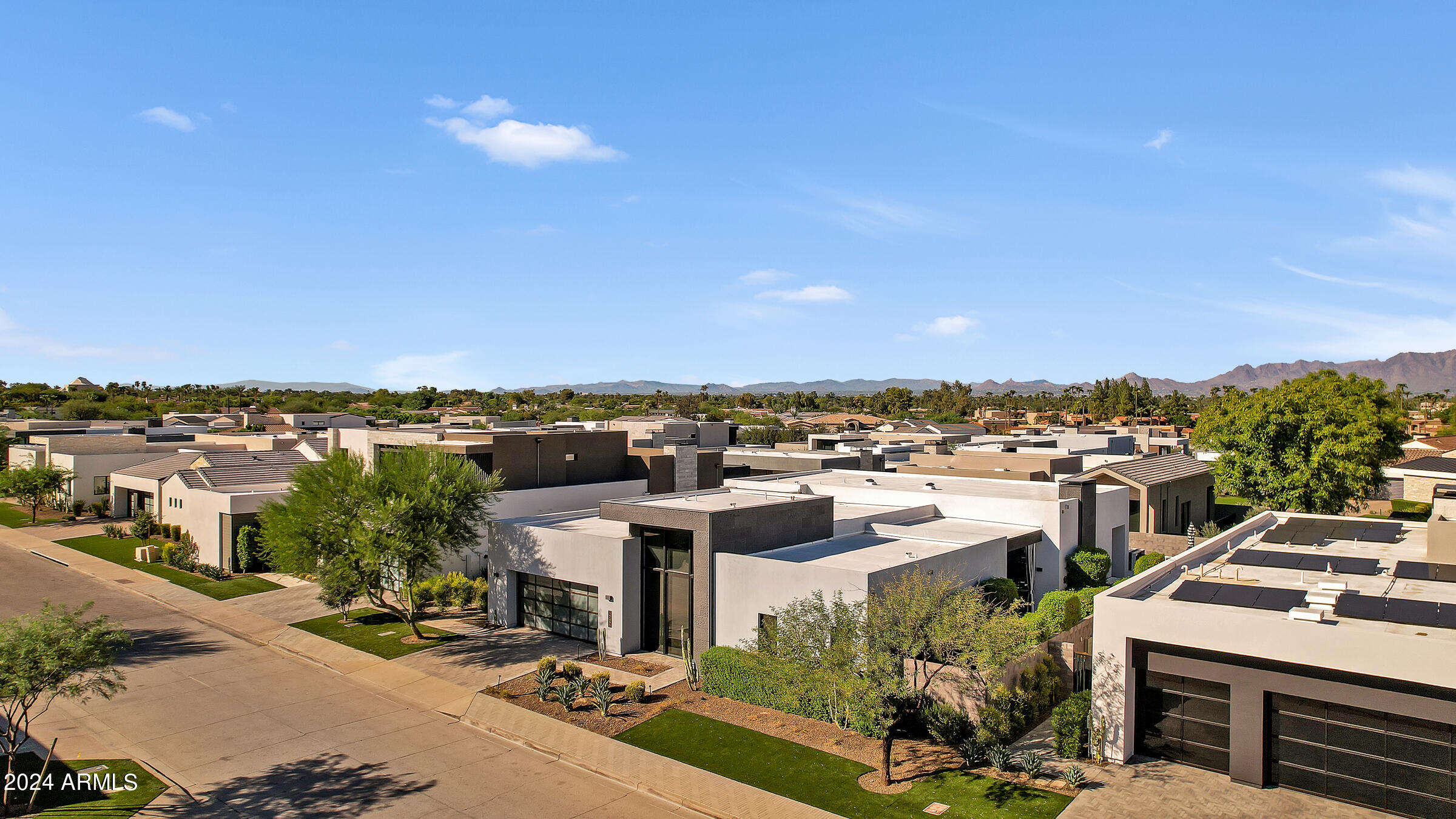 RITZ-CARLTON PARCEL B - Residential