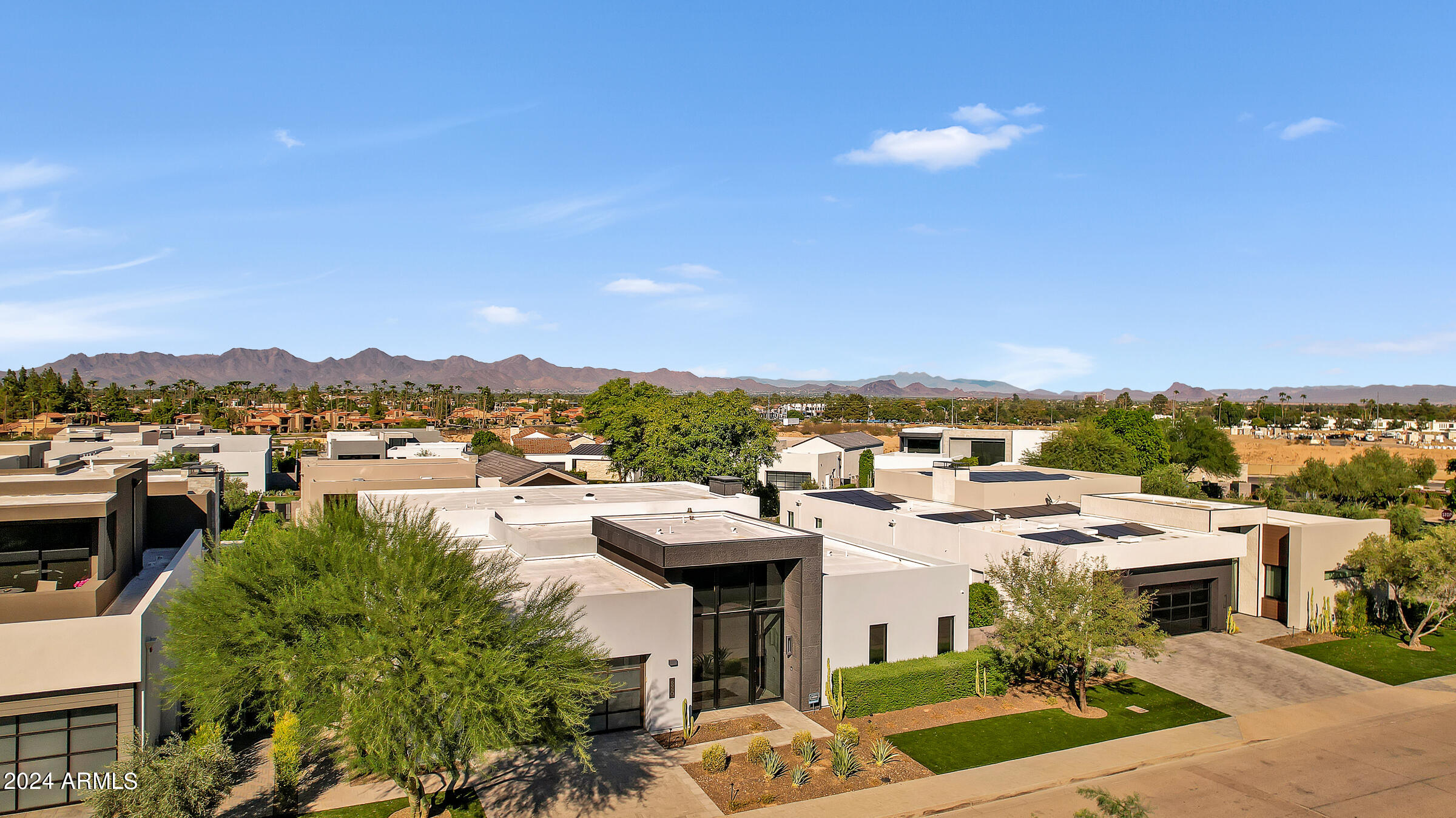 RITZ-CARLTON PARCEL B - Residential