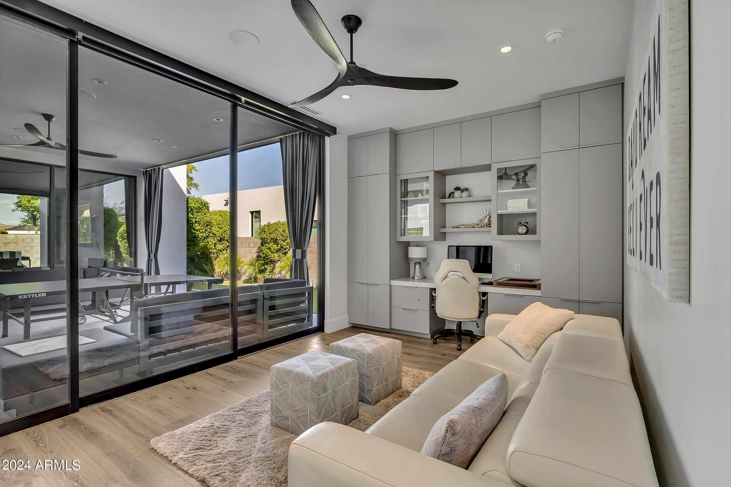 RITZ-CARLTON PARCEL B - Residential