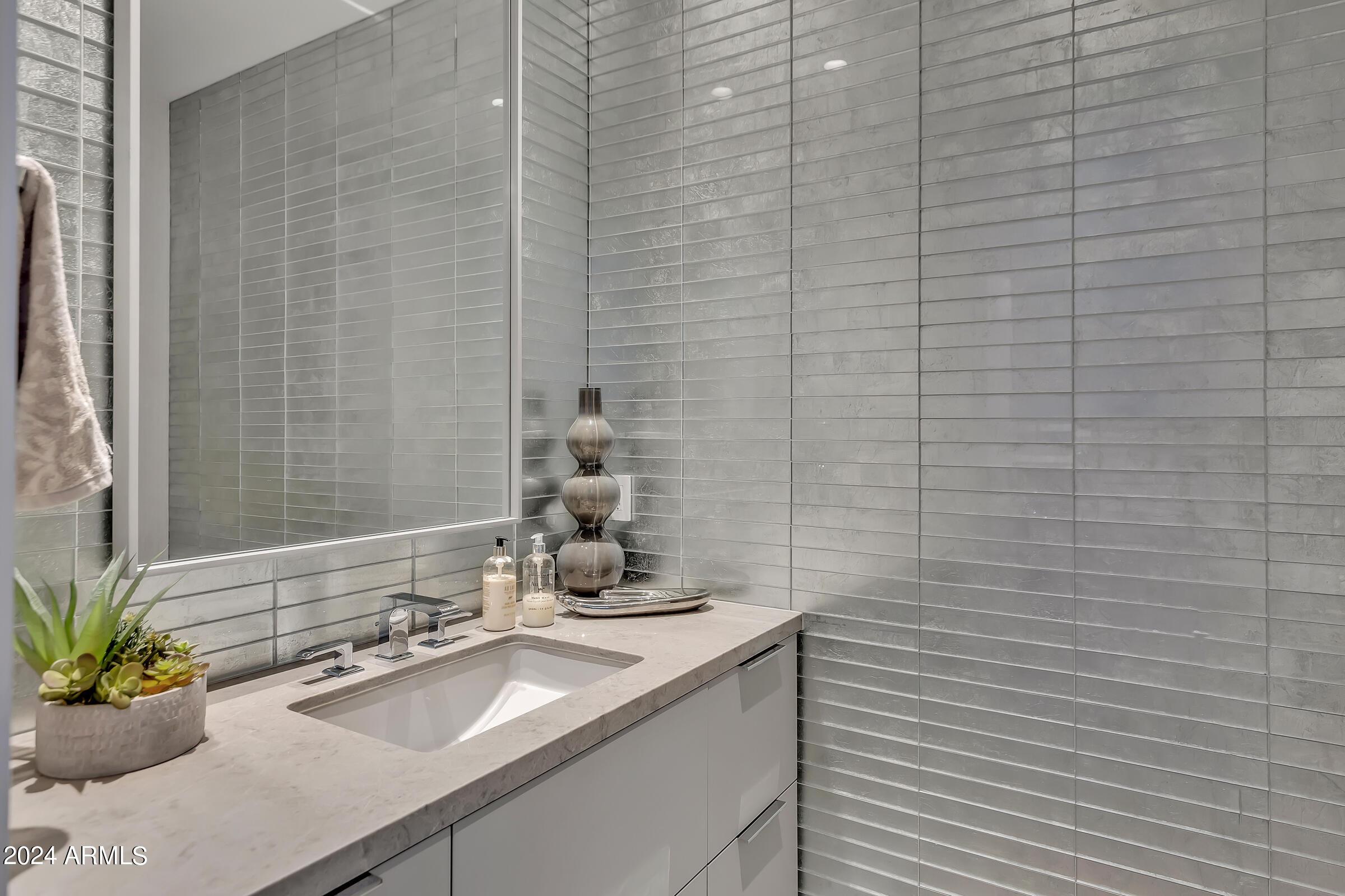 RITZ-CARLTON PARCEL B - Residential