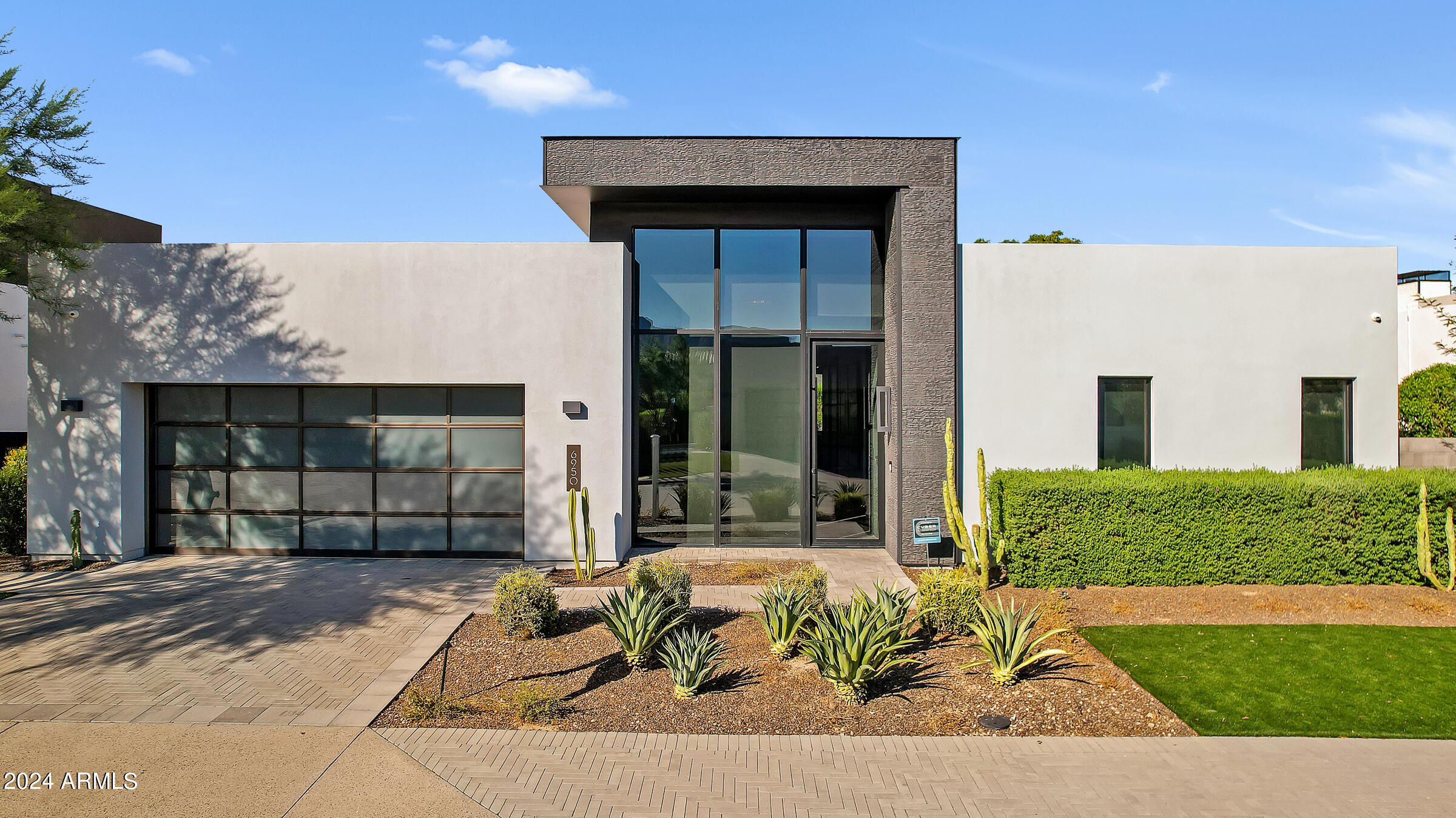 RITZ-CARLTON PARCEL B - Residential