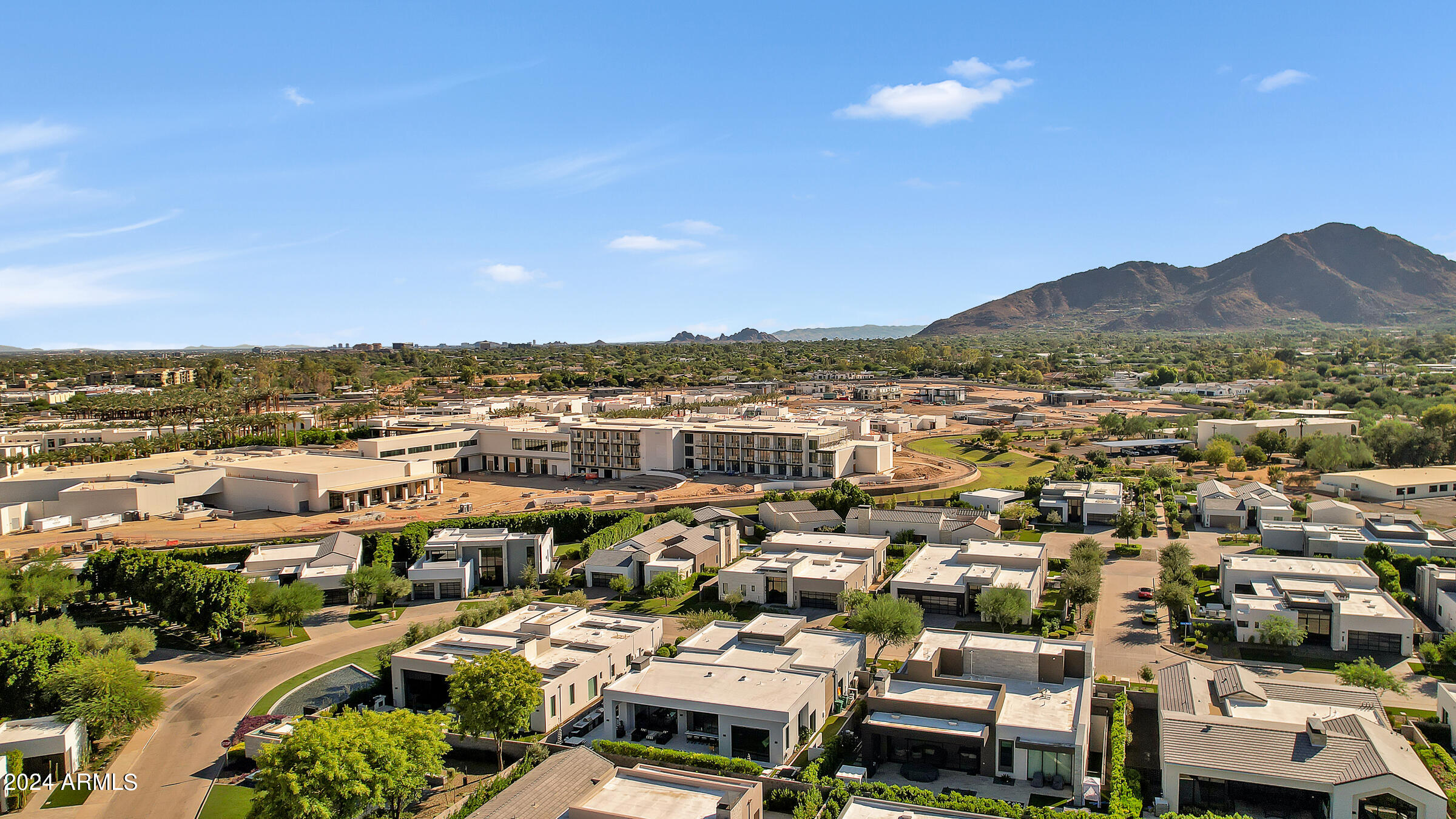 RITZ-CARLTON PARCEL B - Residential