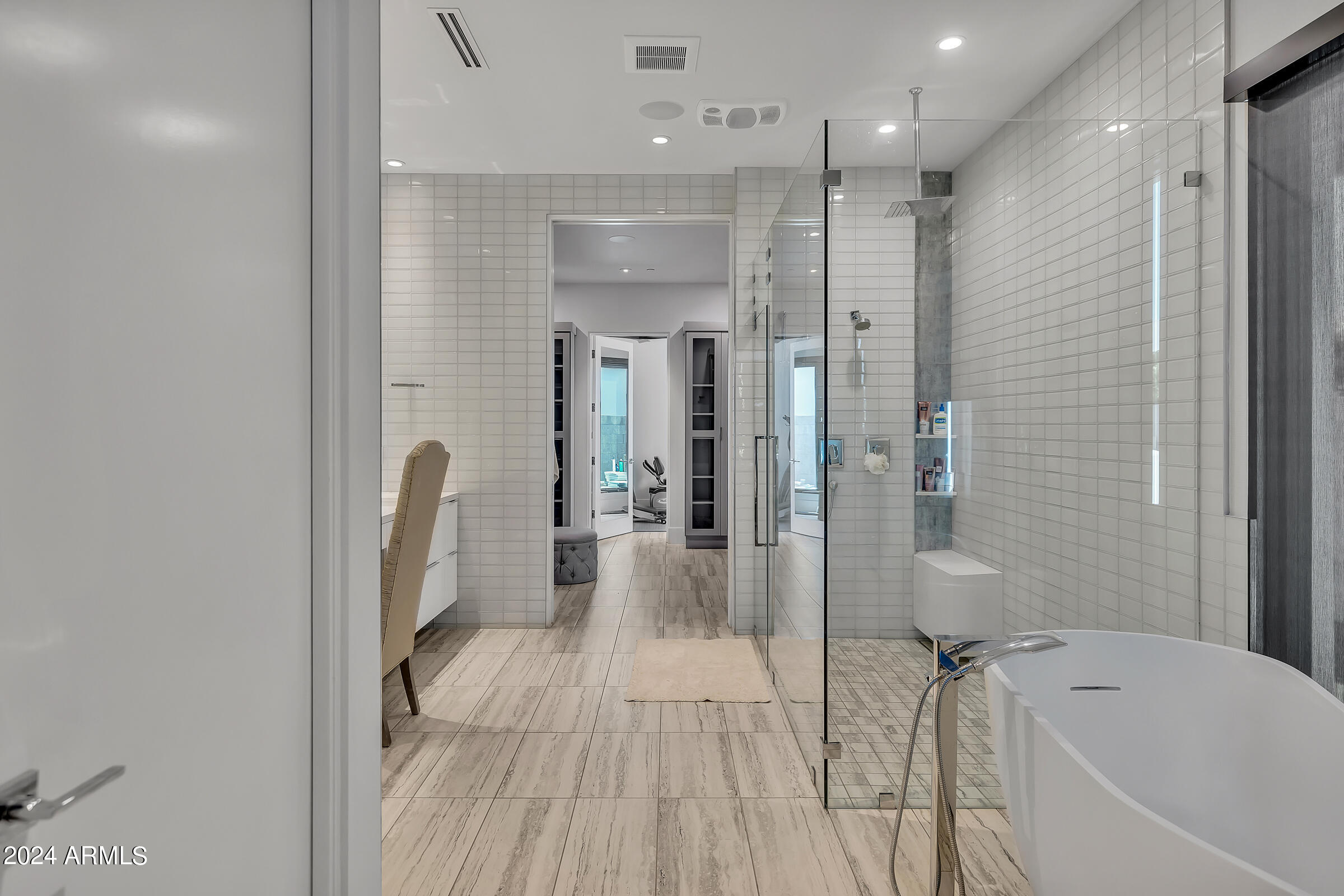 RITZ-CARLTON PARCEL B - Residential