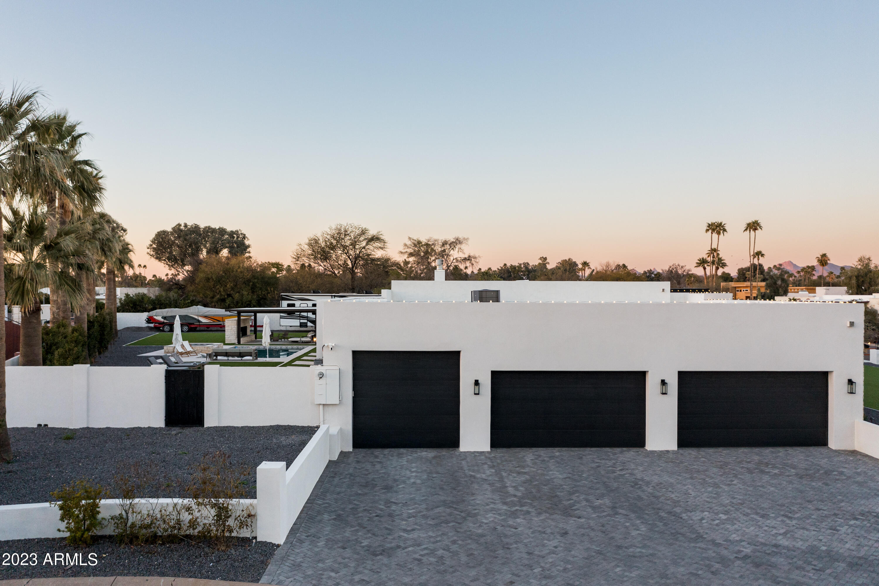 SUNDOWN GARDENS UNIT 2 - Residential