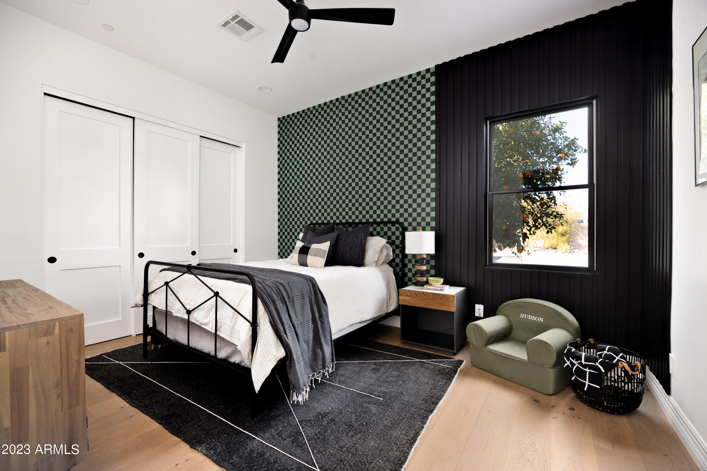 SUNDOWN GARDENS UNIT 2 - Residential