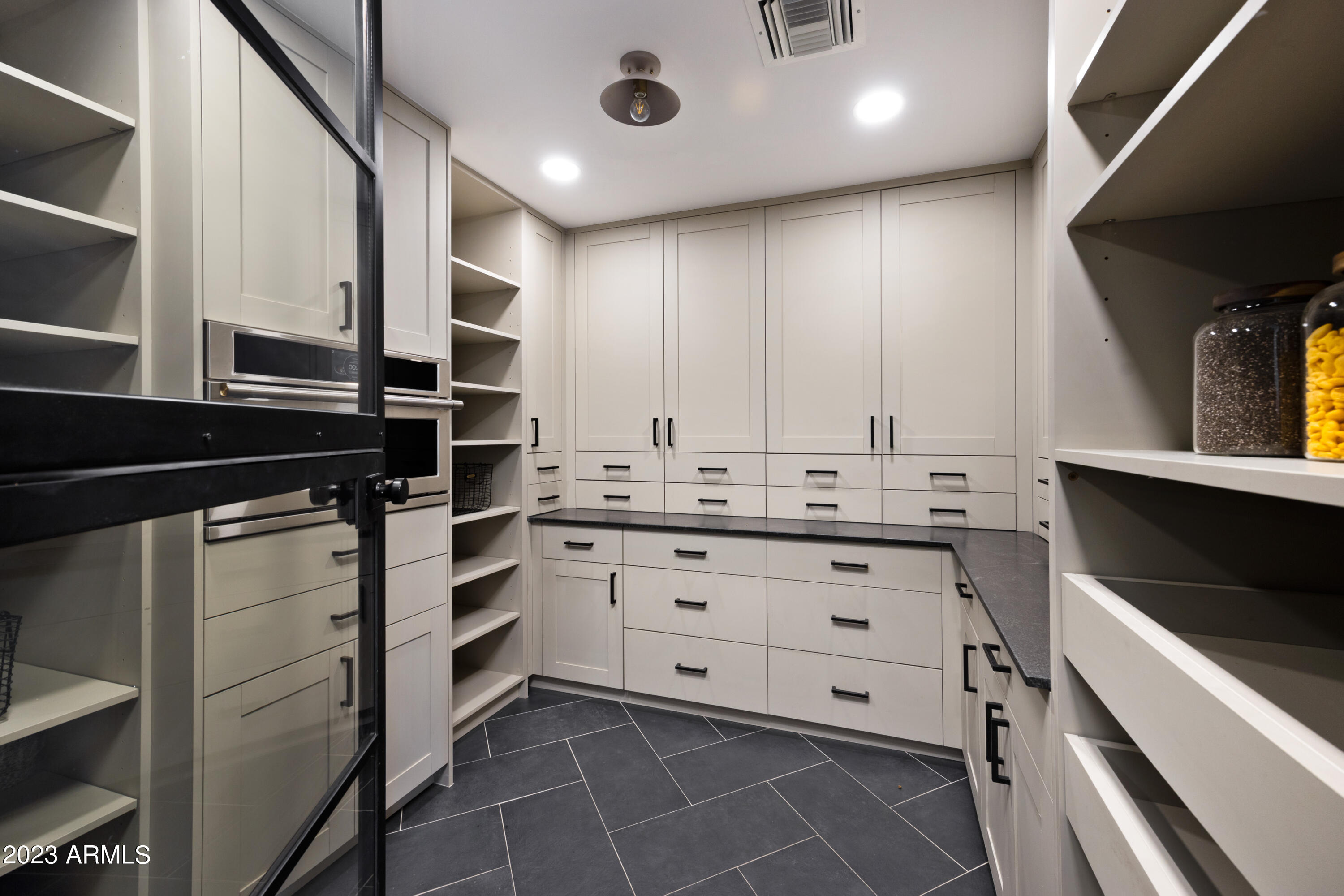SUNDOWN GARDENS UNIT 2 - Residential