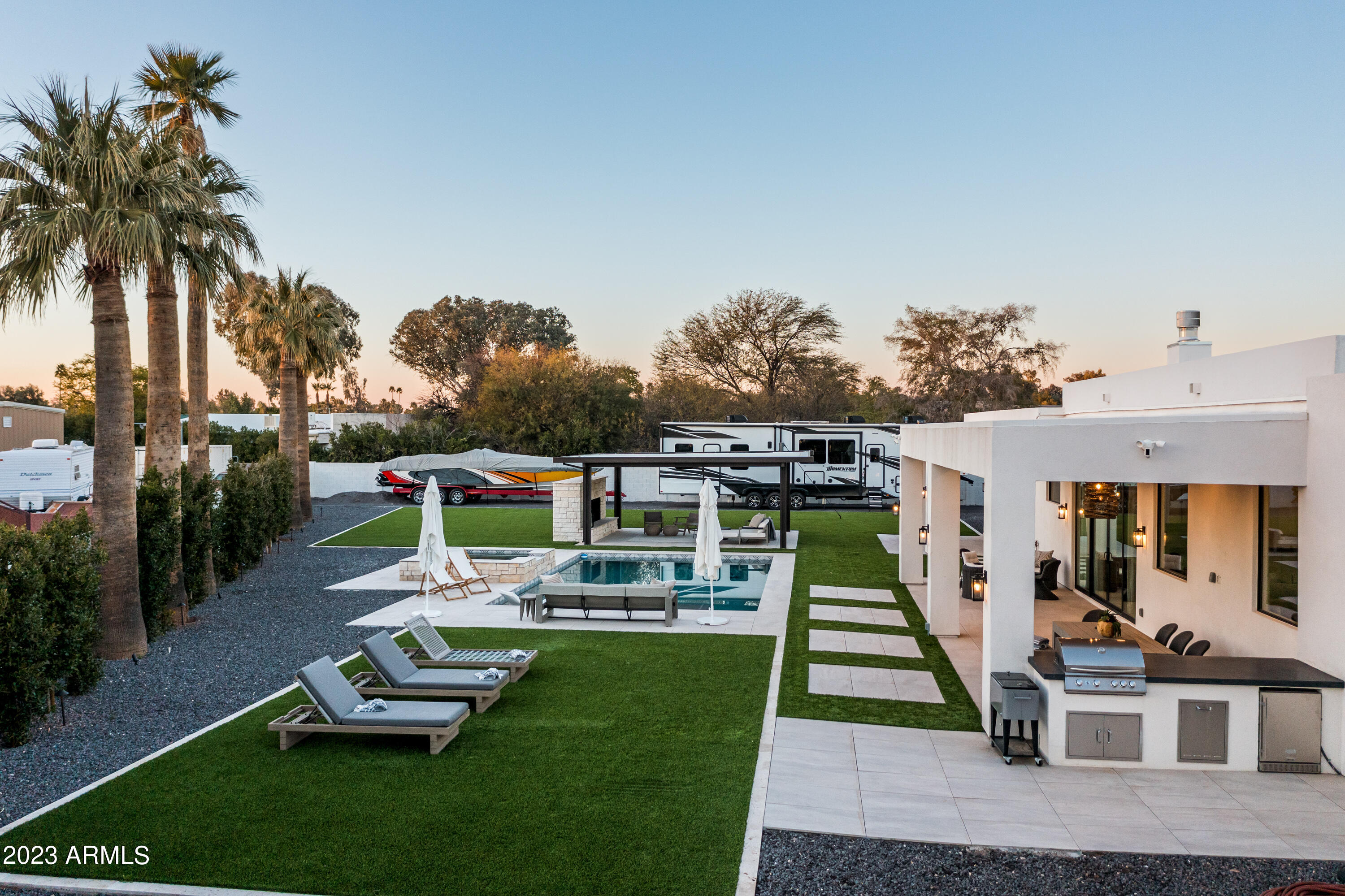 SUNDOWN GARDENS UNIT 2 - Residential