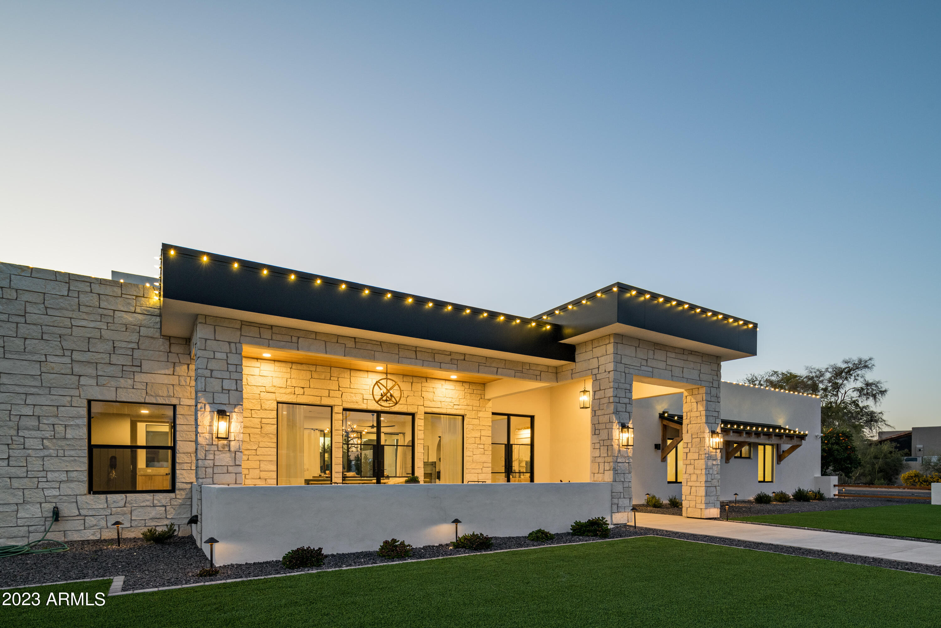 SUNDOWN GARDENS UNIT 2 - Residential