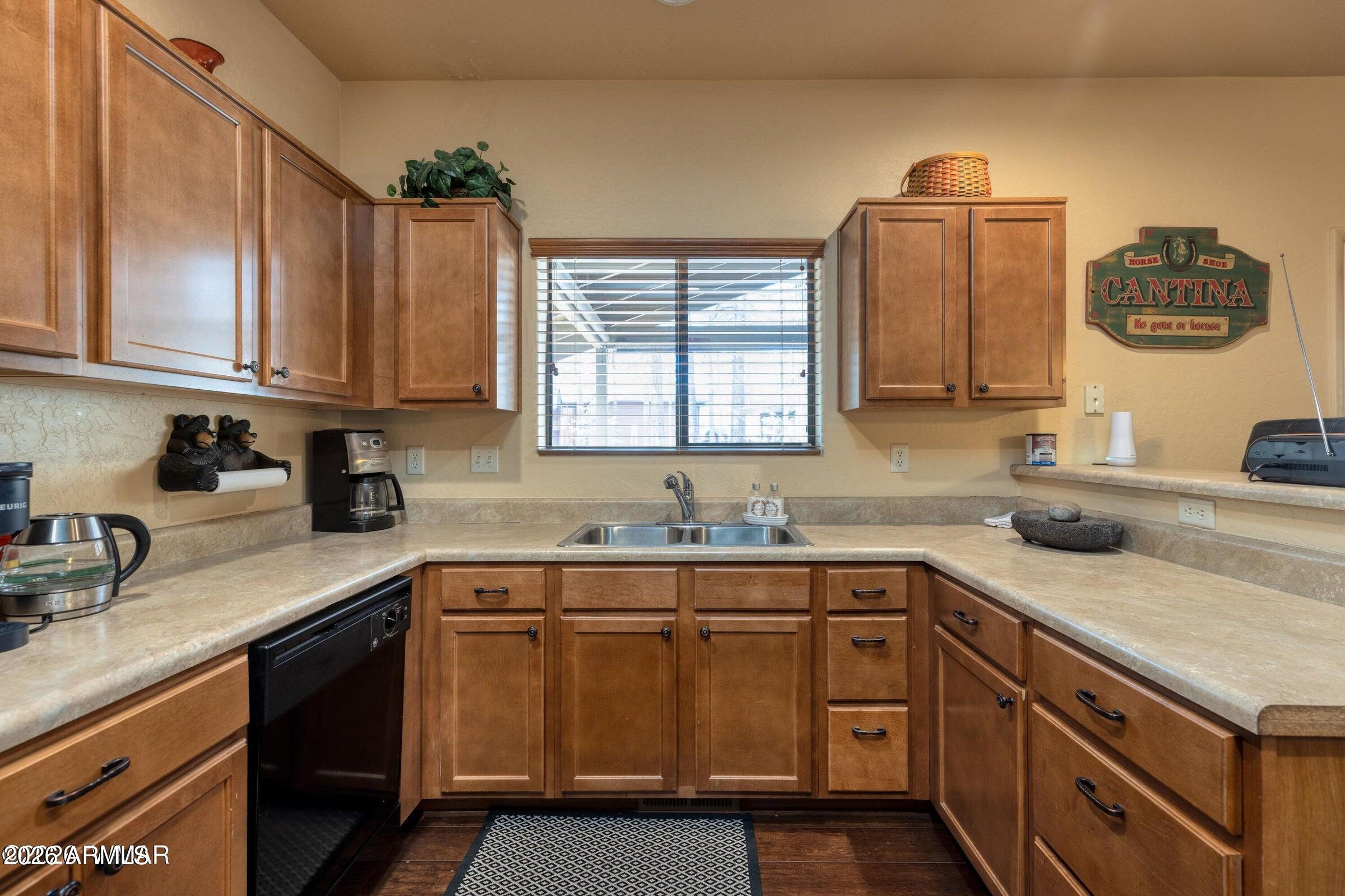 STONE PINES ESTATES - Residential