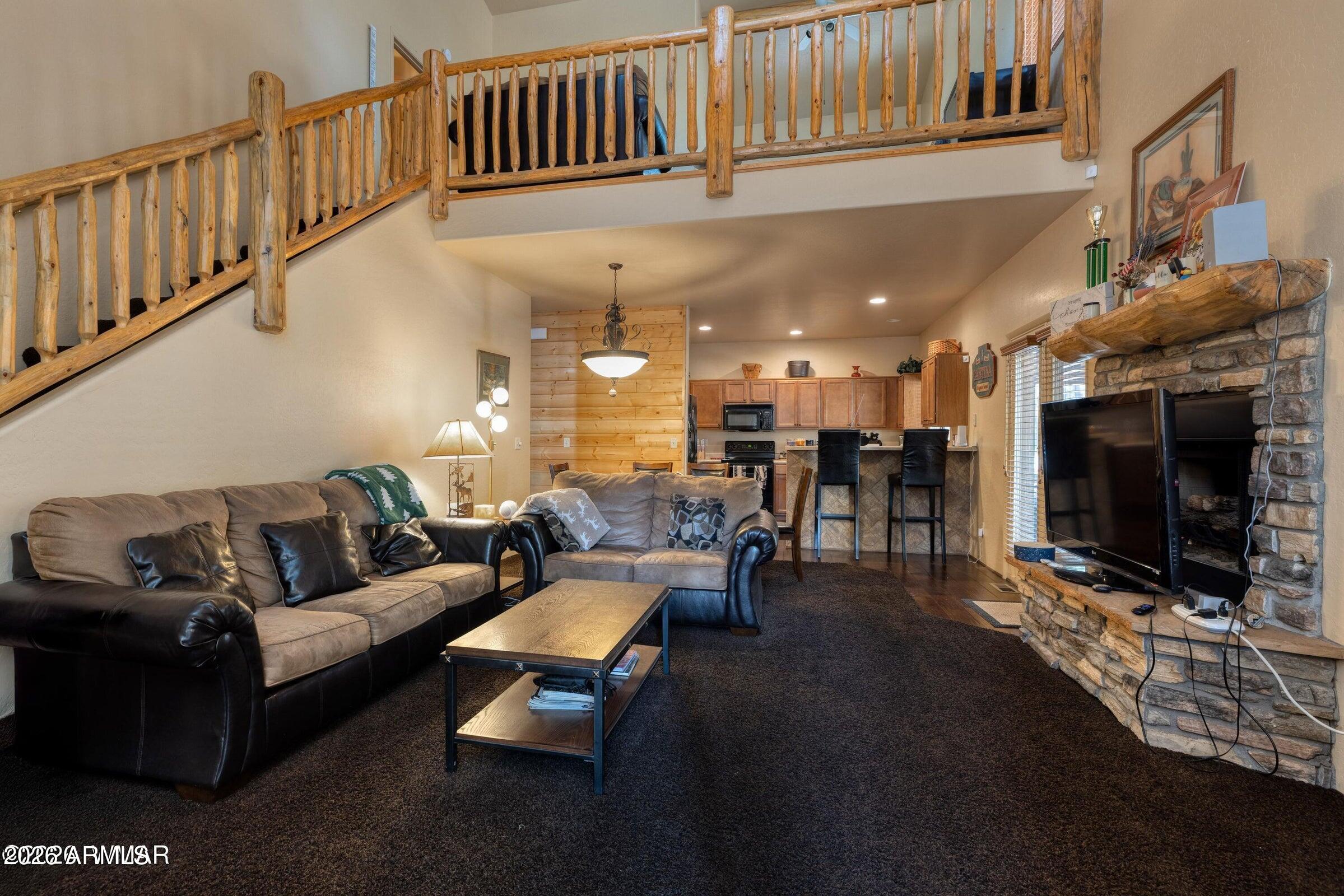 STONE PINES ESTATES - Residential