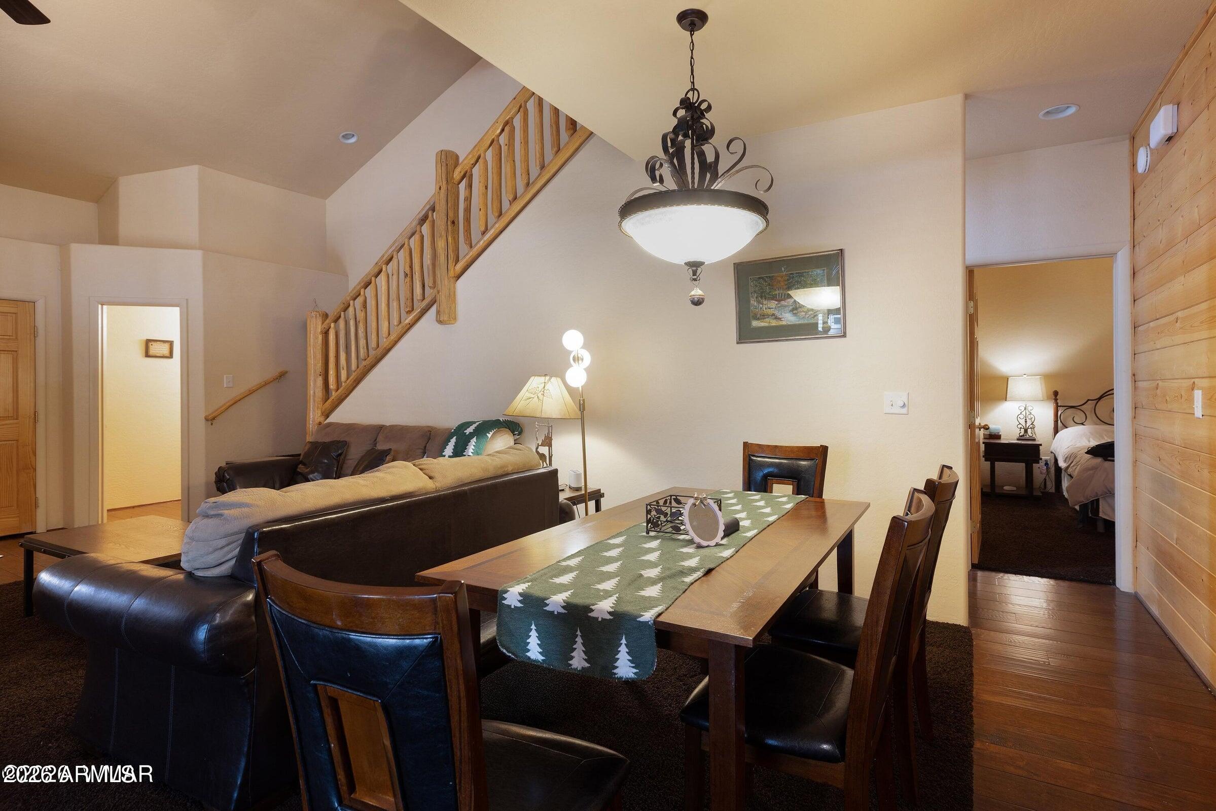 STONE PINES ESTATES - Residential