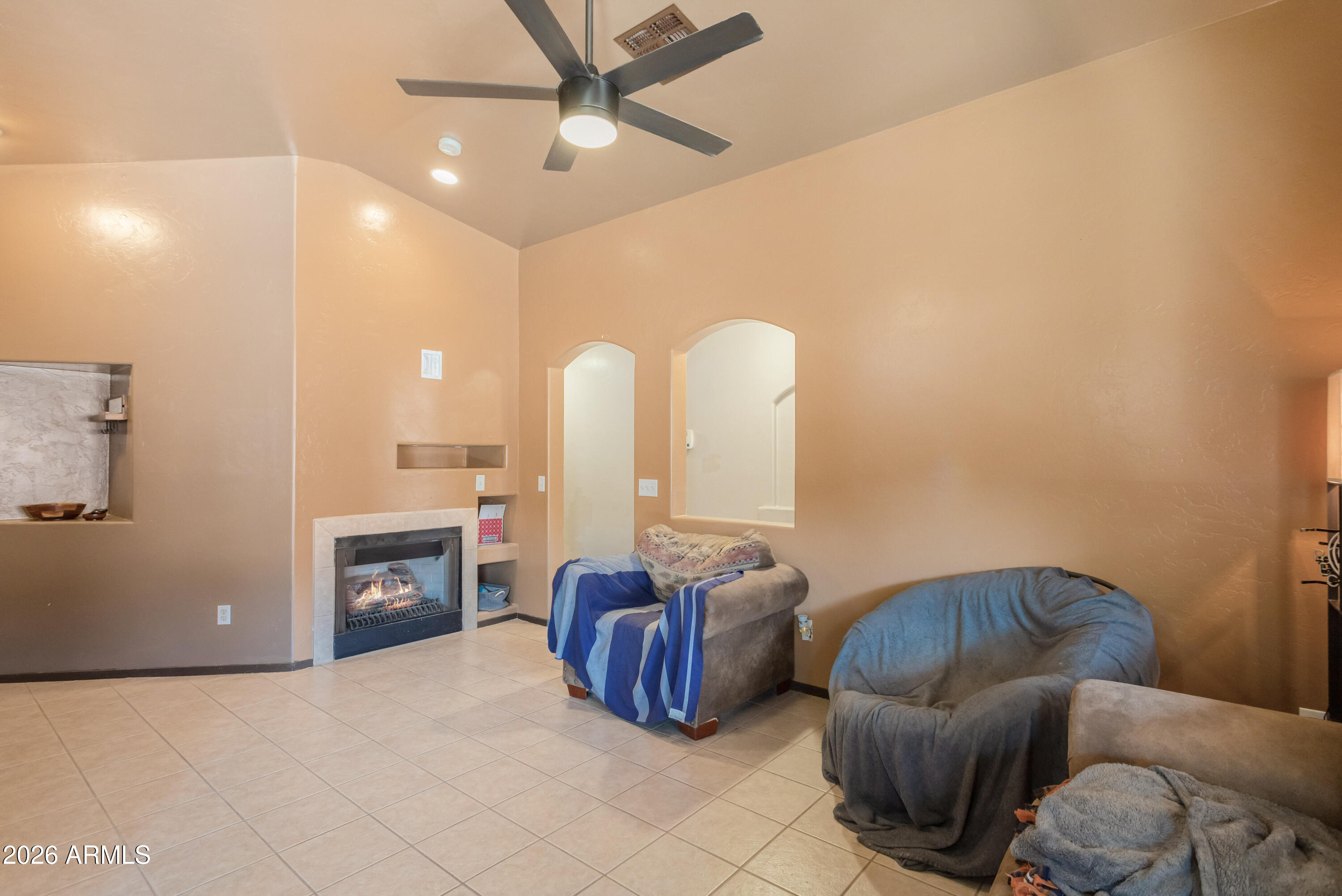 COPPER POINTE - Residential