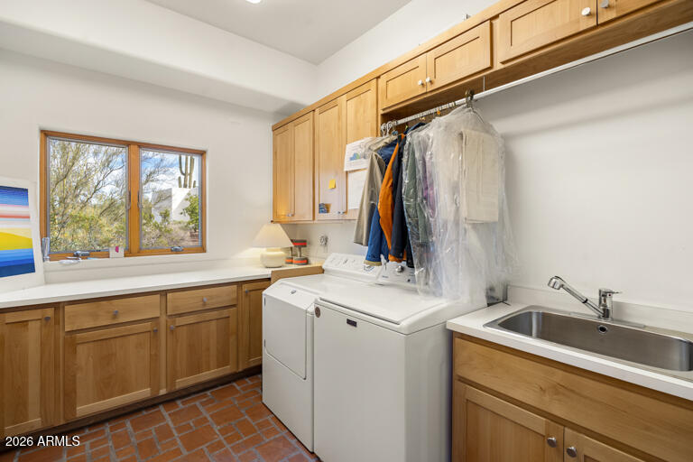 Custom Desert Property - Residential