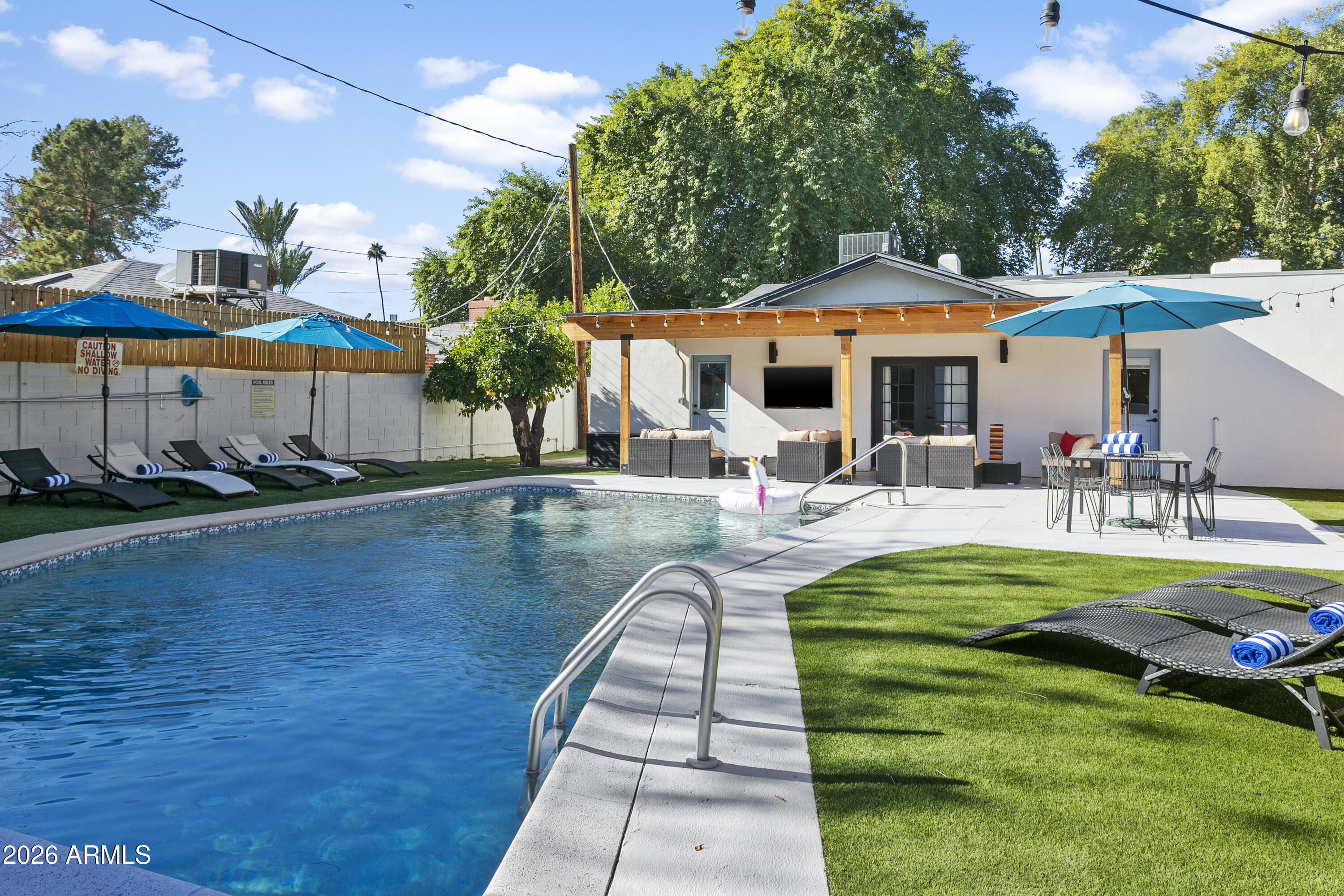 PALO ALTO PARK - Residential Income
