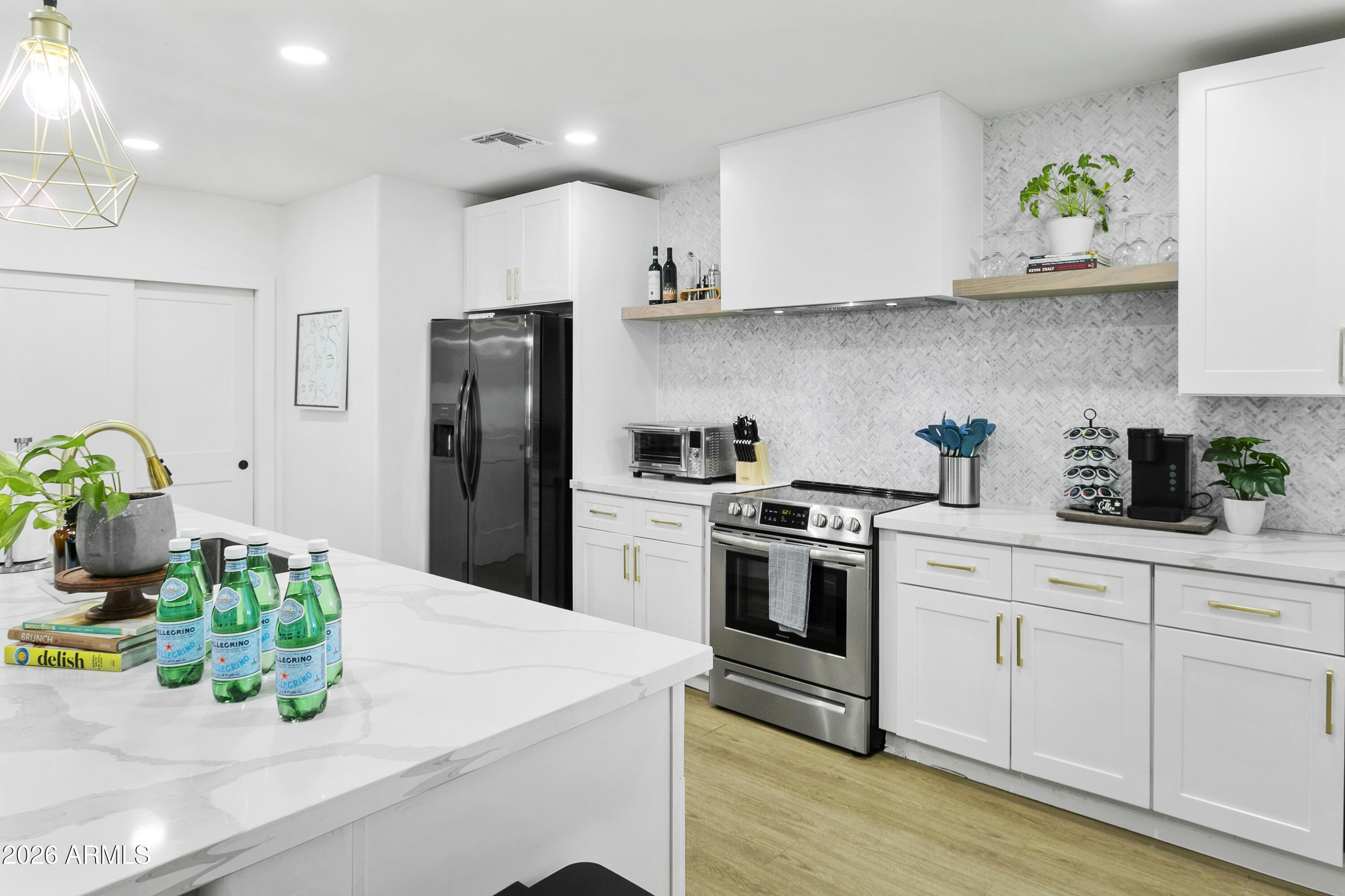 PALO ALTO PARK - Residential Income