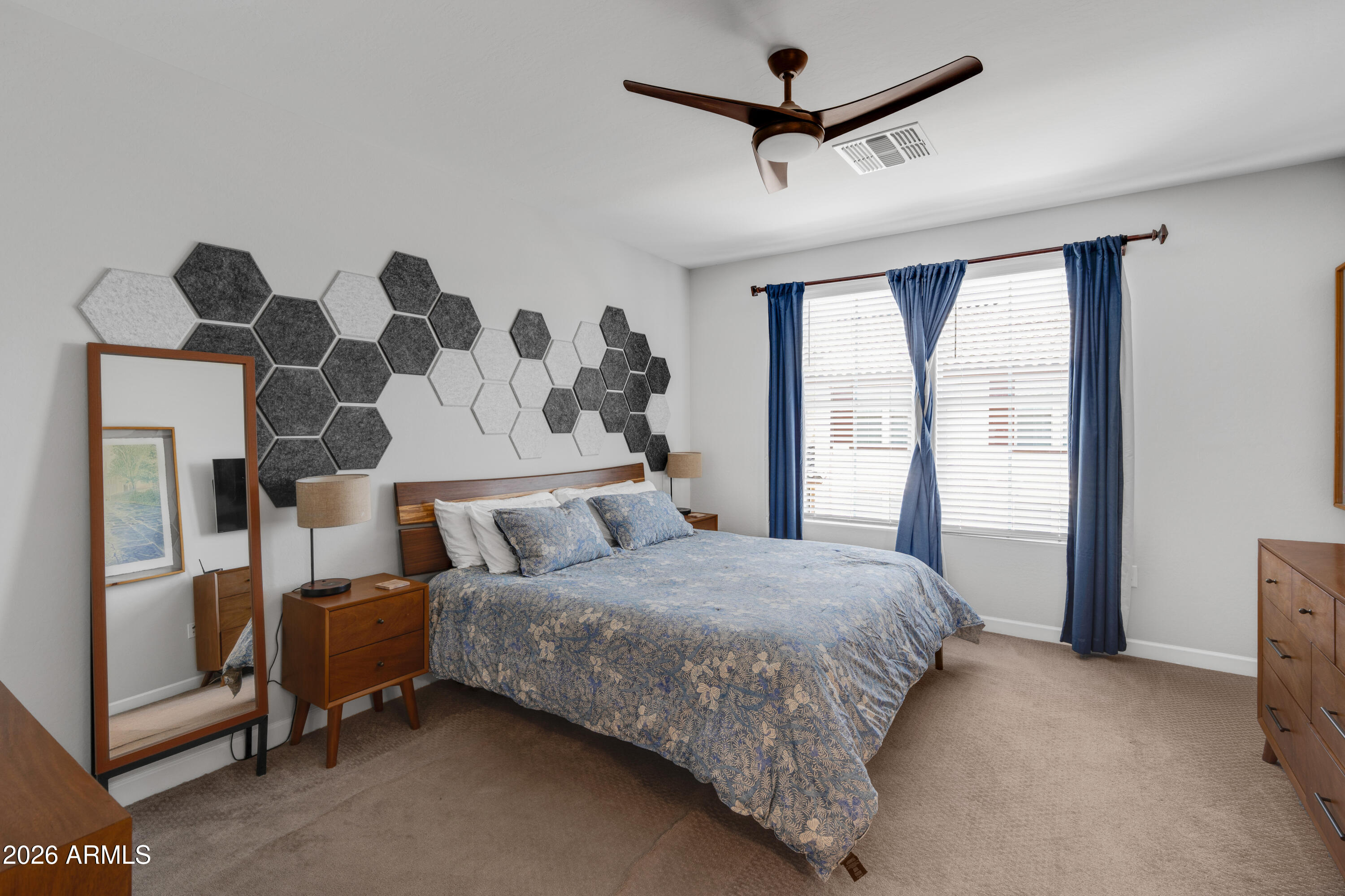 TRE VICINO CONDOMINIUM - Residential