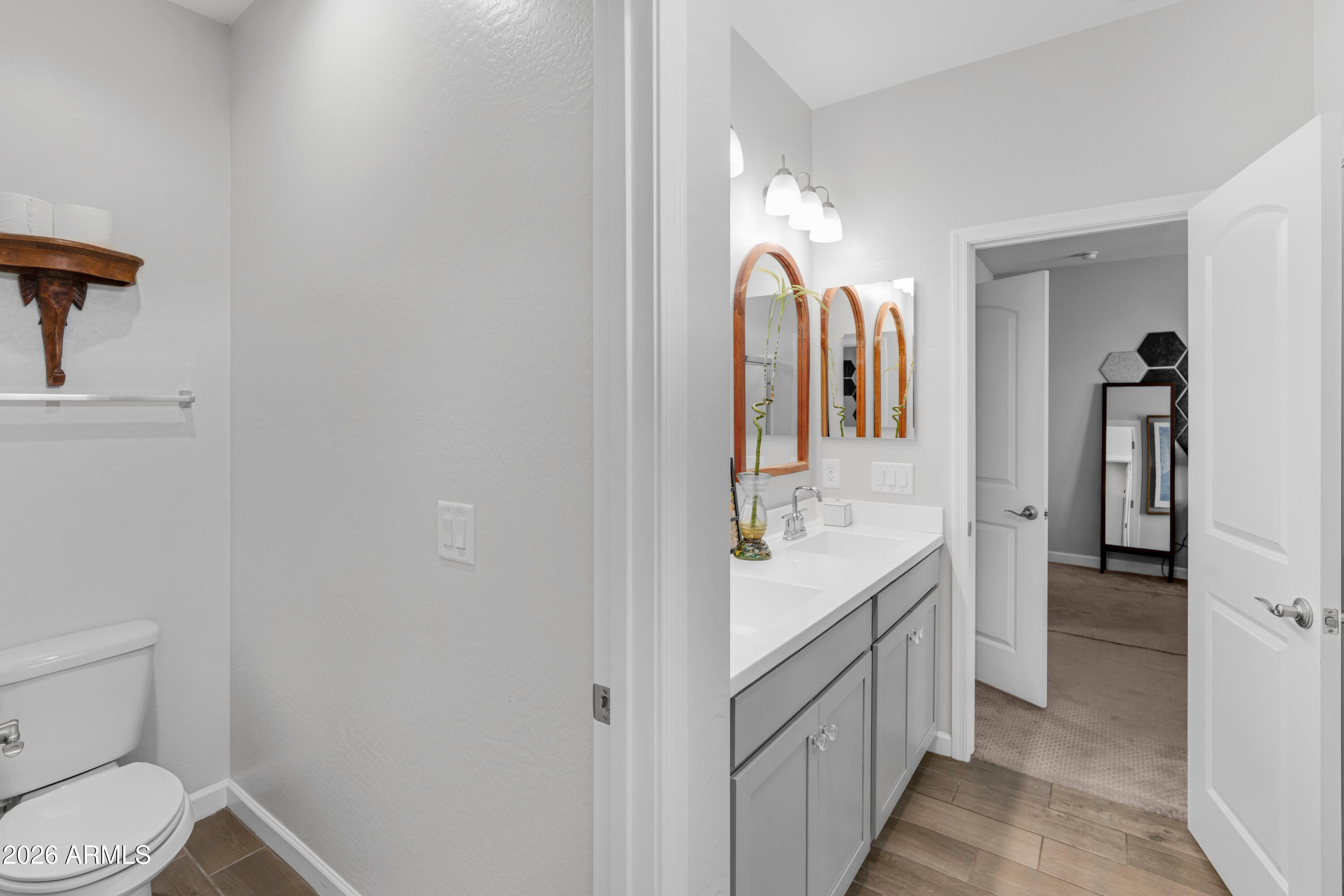 TRE VICINO CONDOMINIUM - Residential