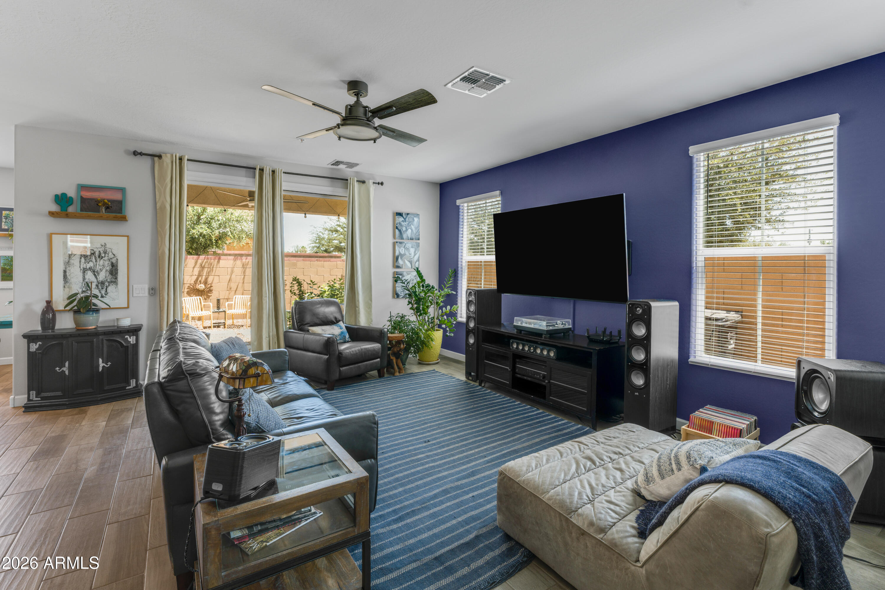 TRE VICINO CONDOMINIUM - Residential