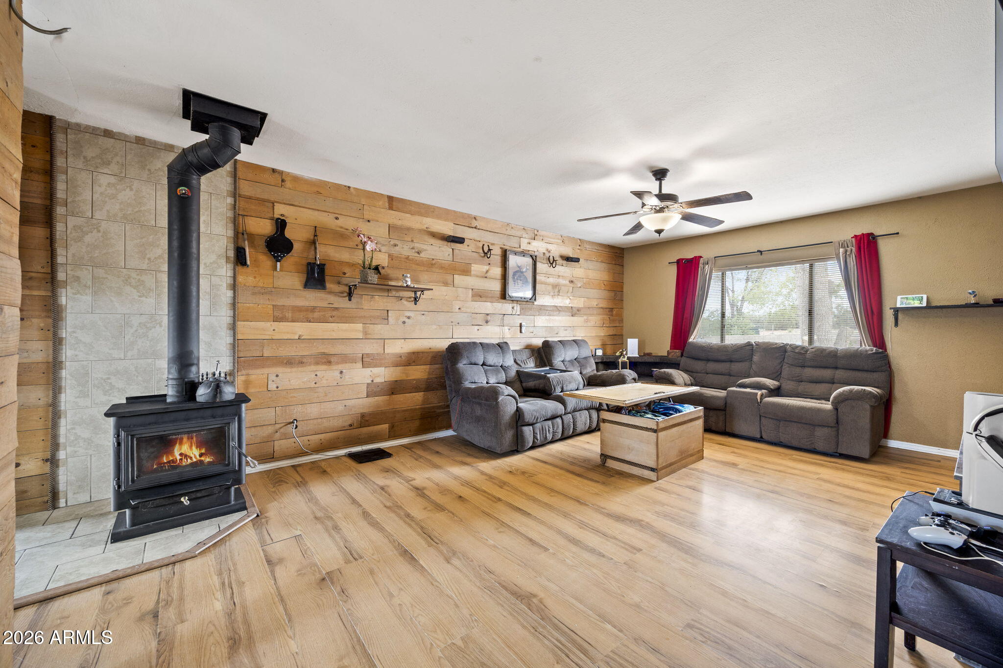 FOREST TOWNE - Residential