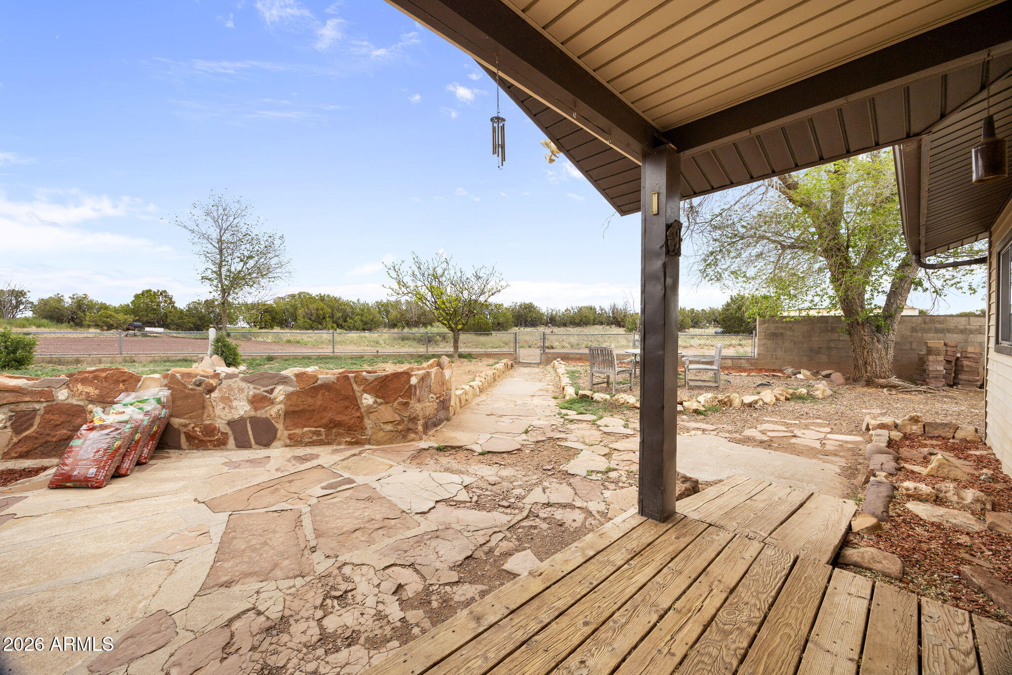 FOREST TOWNE - Residential