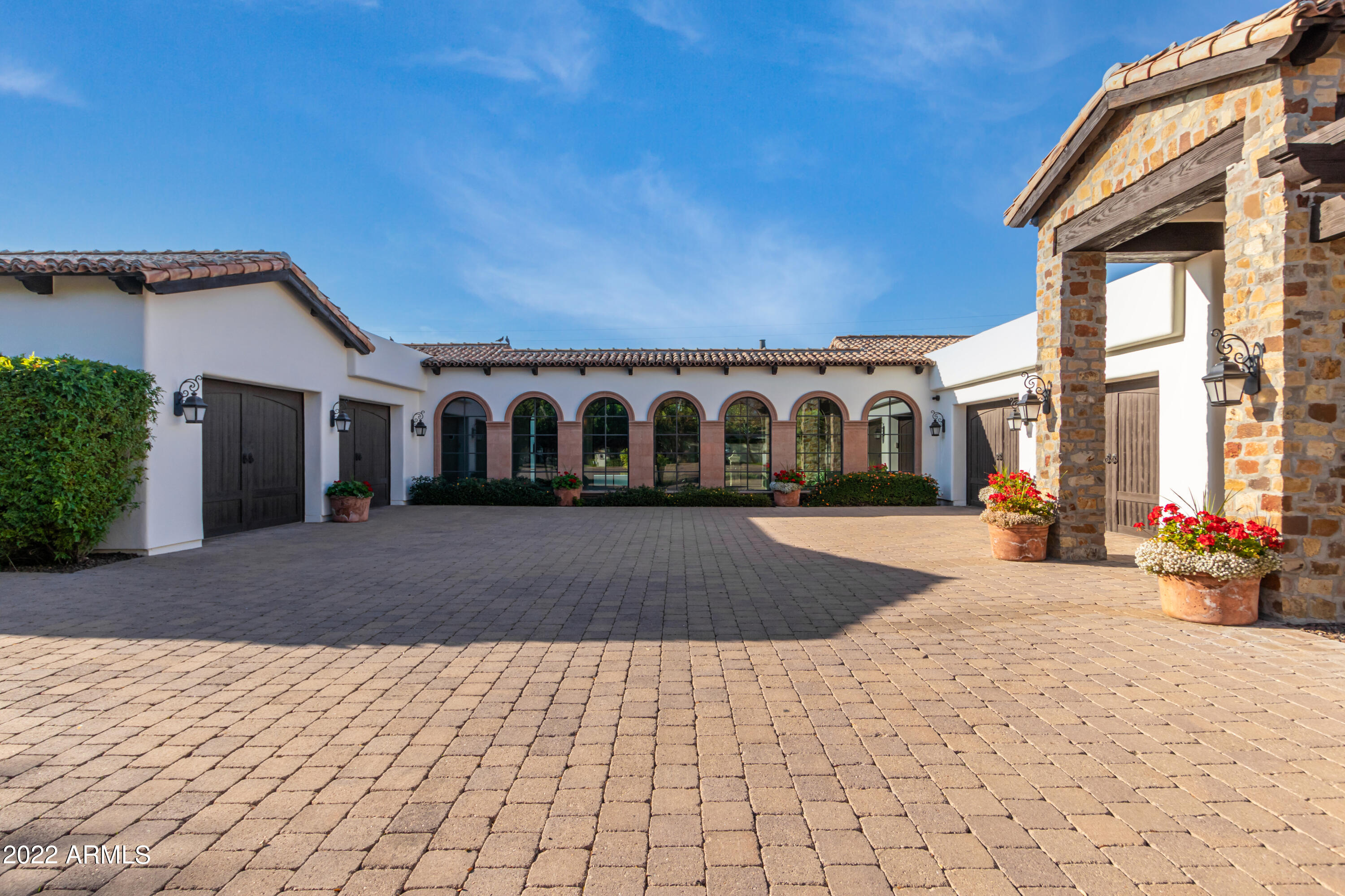 VINEYARDS AT ARCADIA - Residential