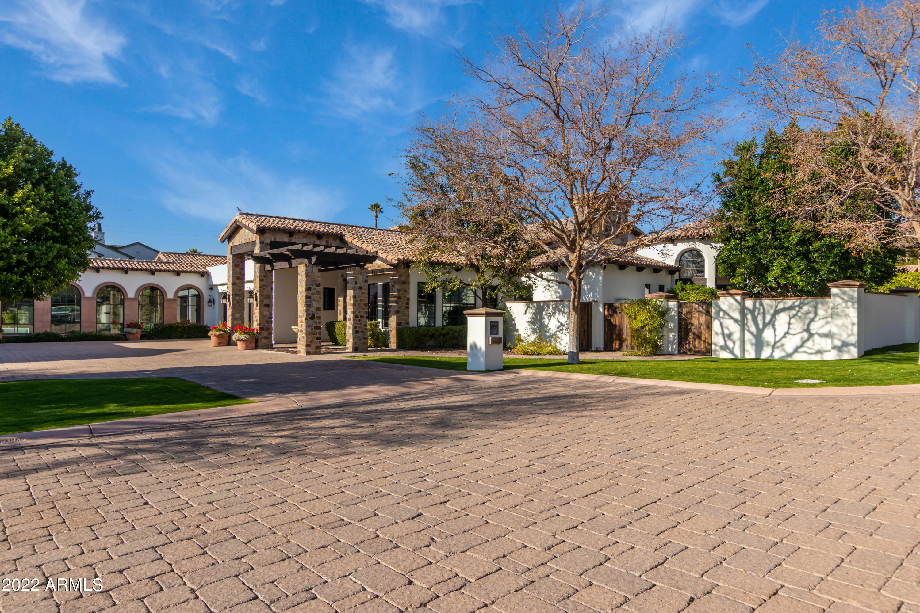 VINEYARDS AT ARCADIA - Residential