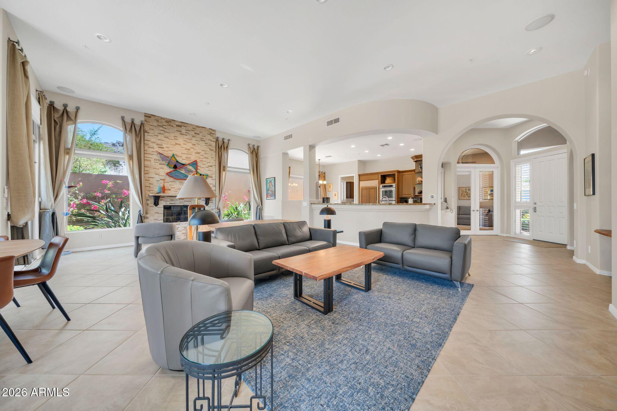 100 Hills - Residential
