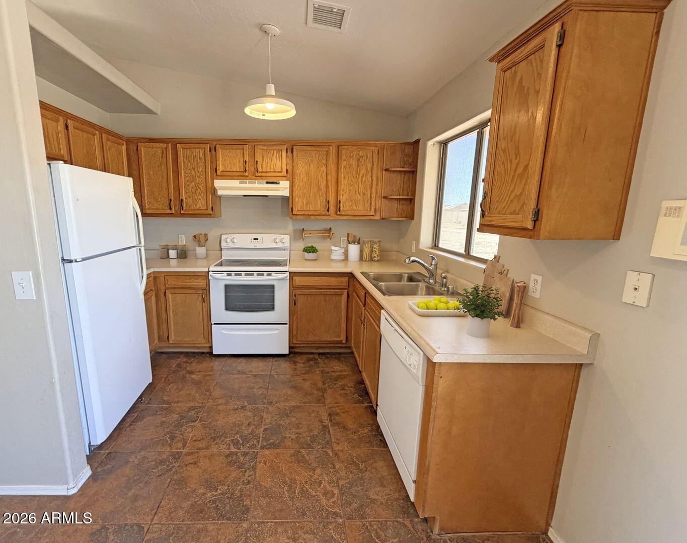 ARIZONA CITY UNIT SIX - Residential