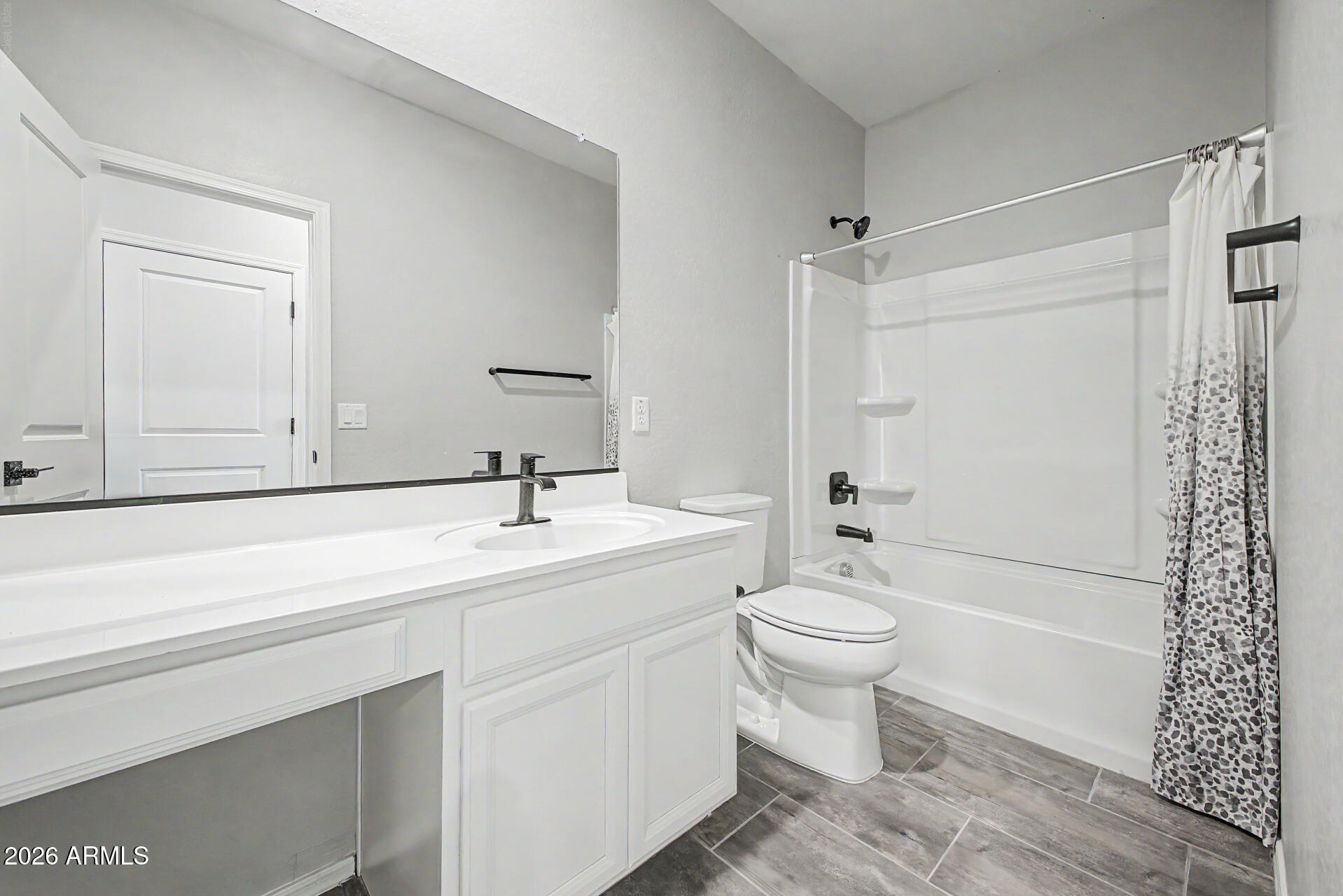 VERRADO EAST DISTRICT RESIDENTIAL PHASE 3A - Residential