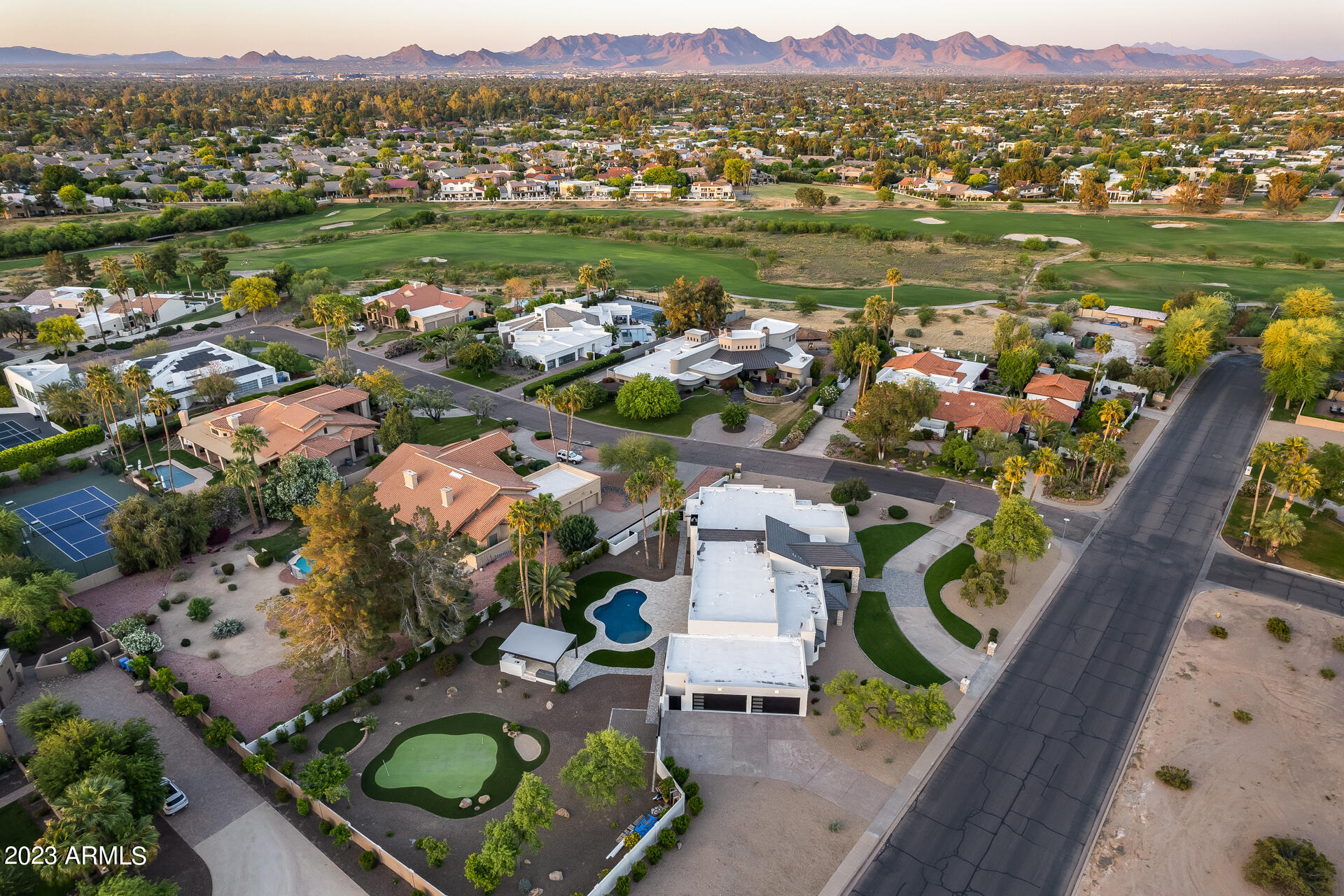GOLF VIEW ESTATES - Residential