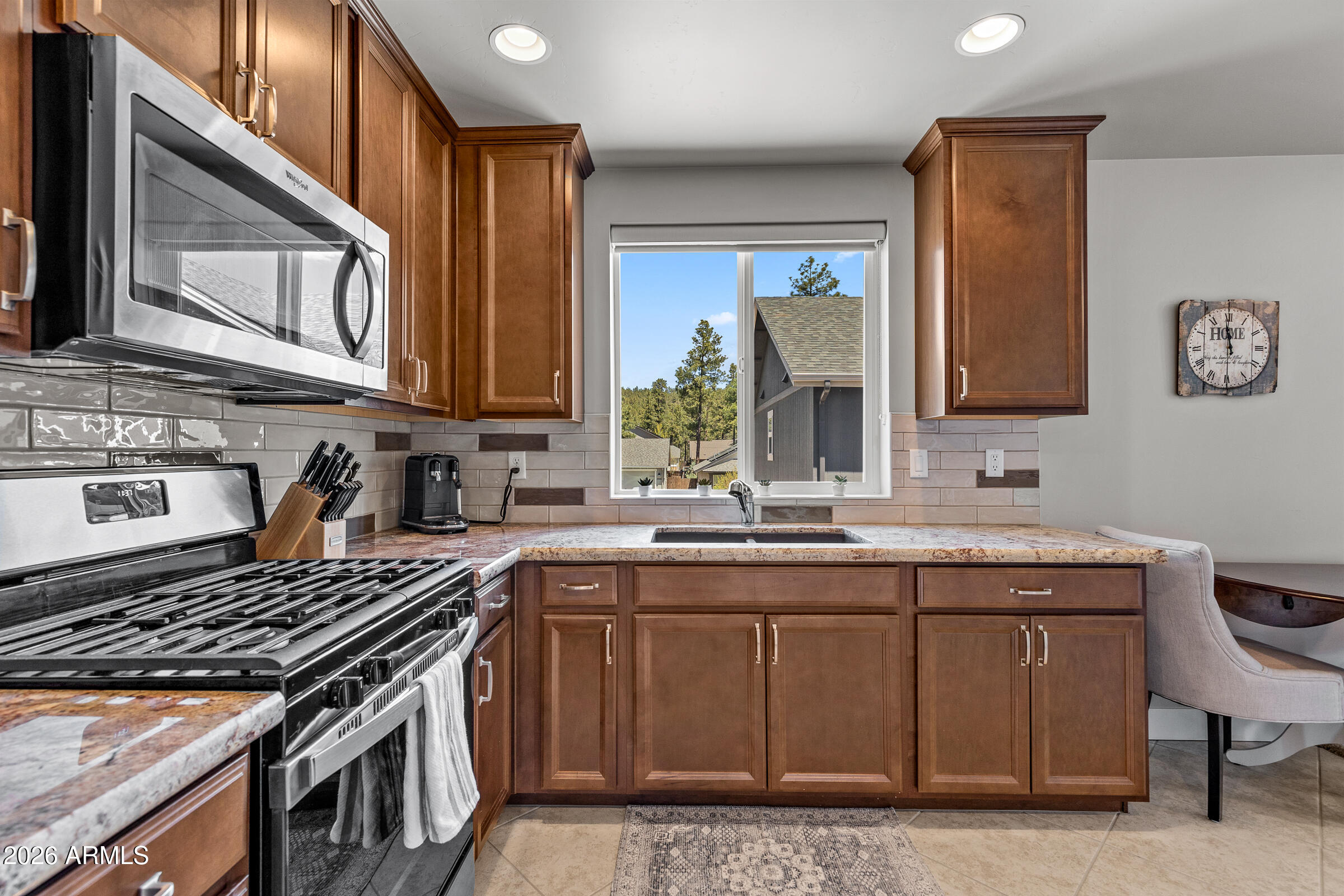 CRESTVIEW - Residential
