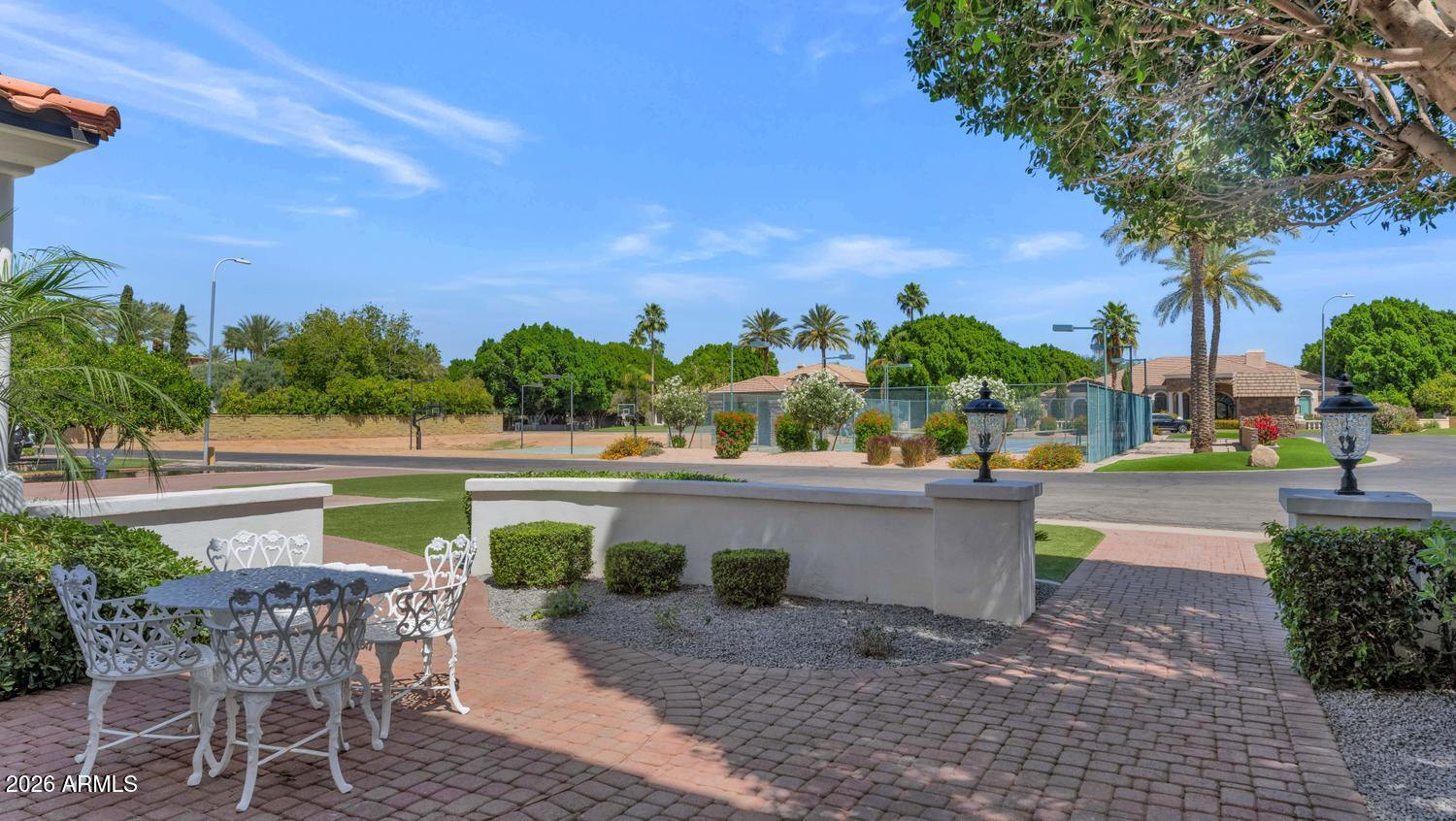 CITRUS MANOR - Residential